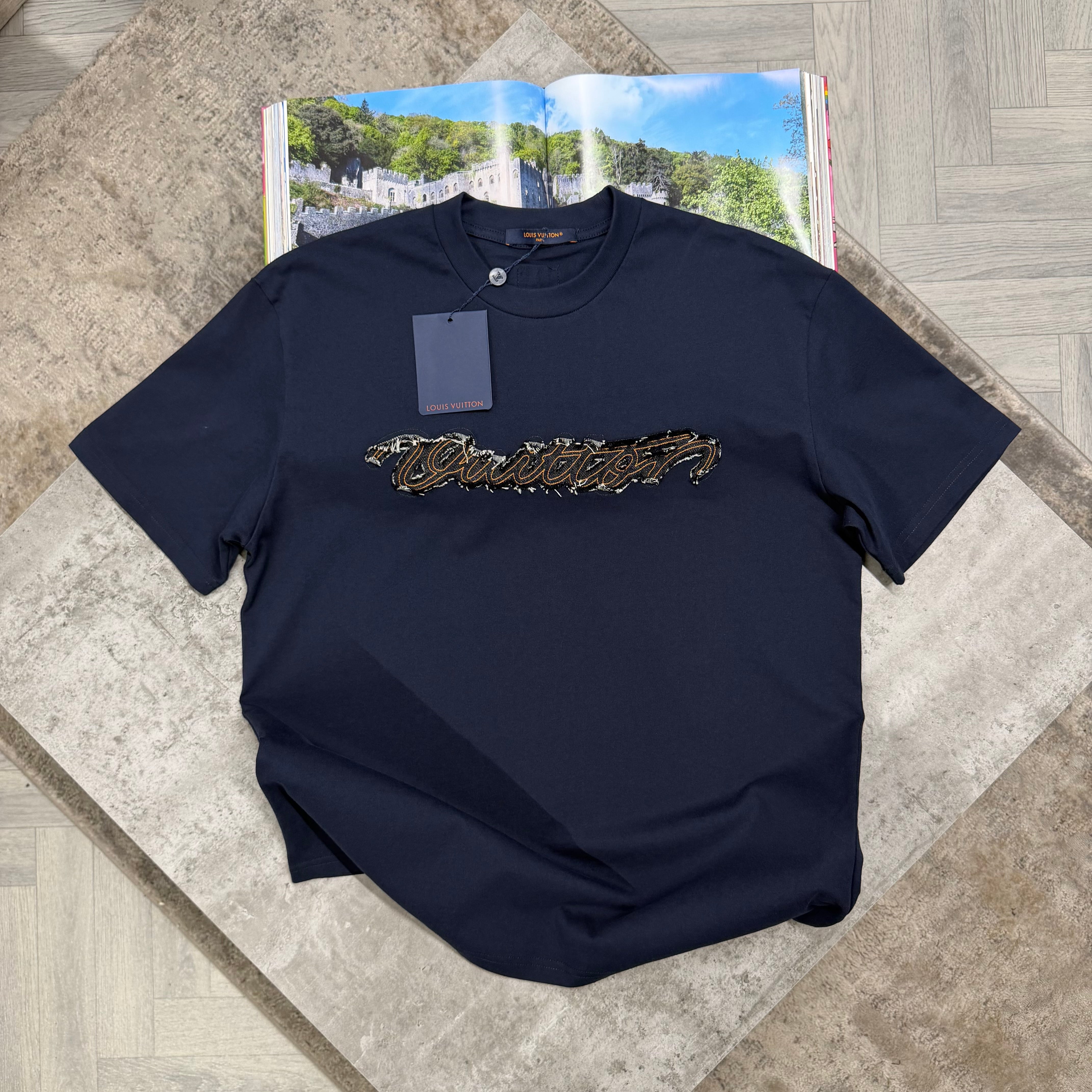 LVE T SHIRT - NAVY