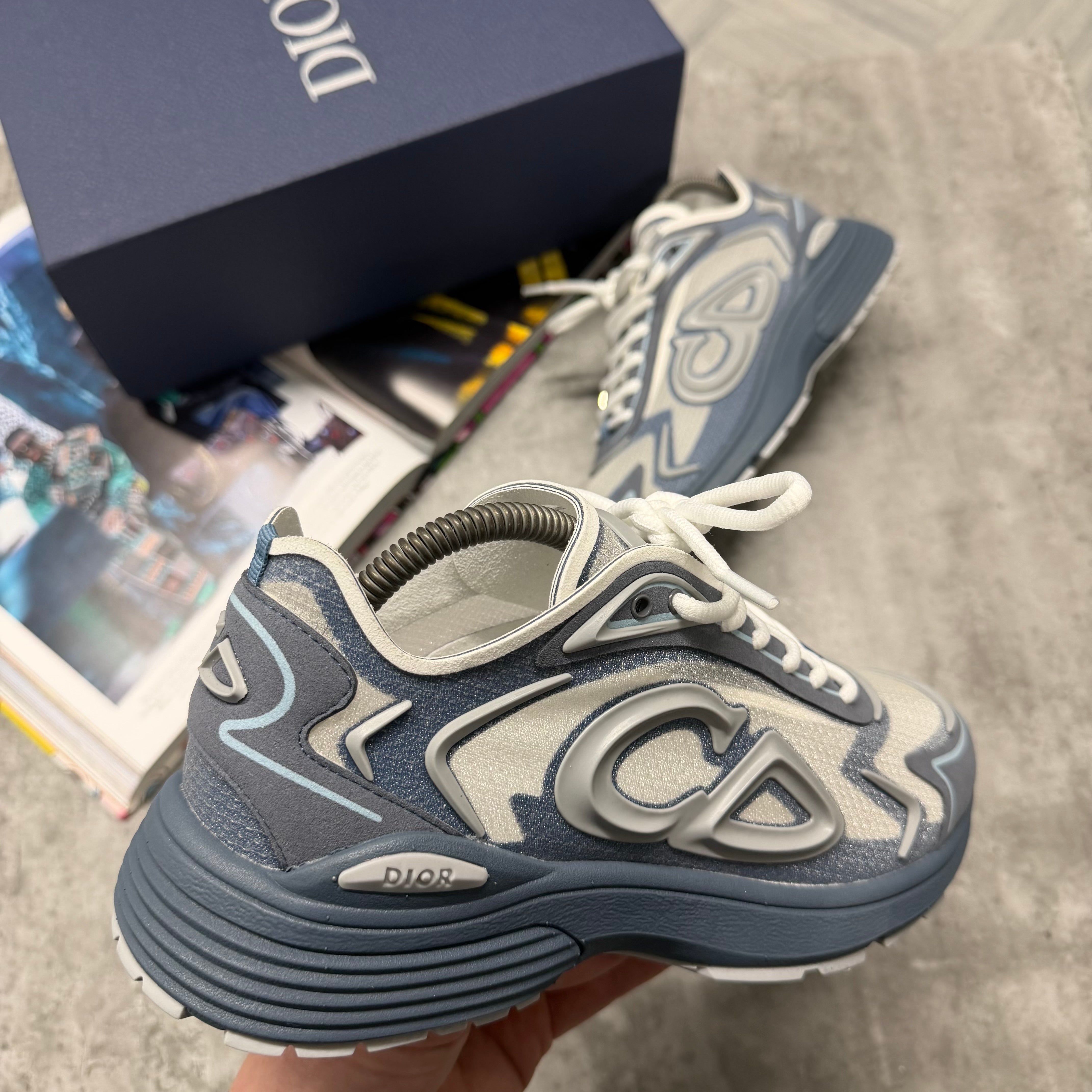 (PRE ORDER) B30 TRAINER - BLUE FROST