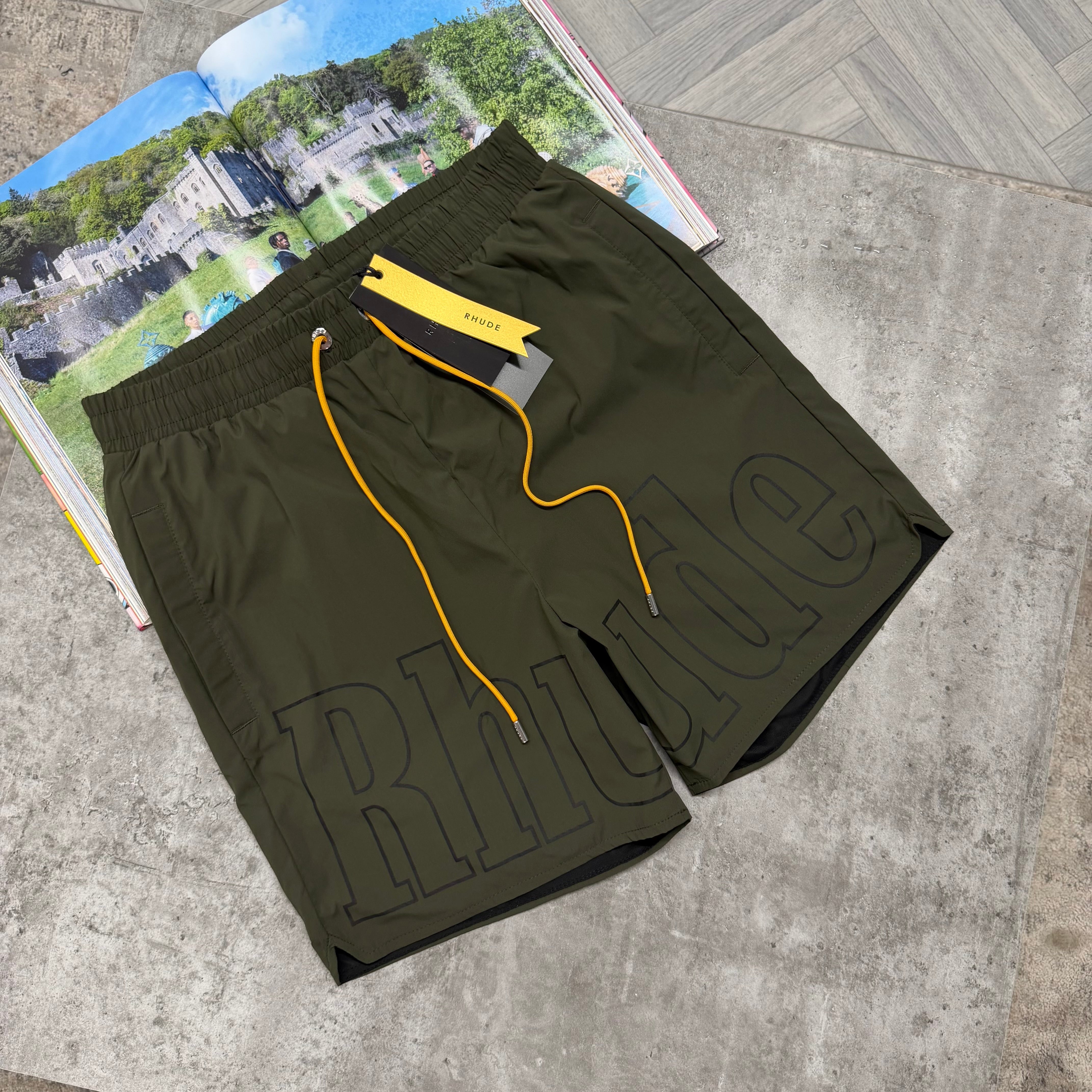 RHU SHORTS - KHAKI