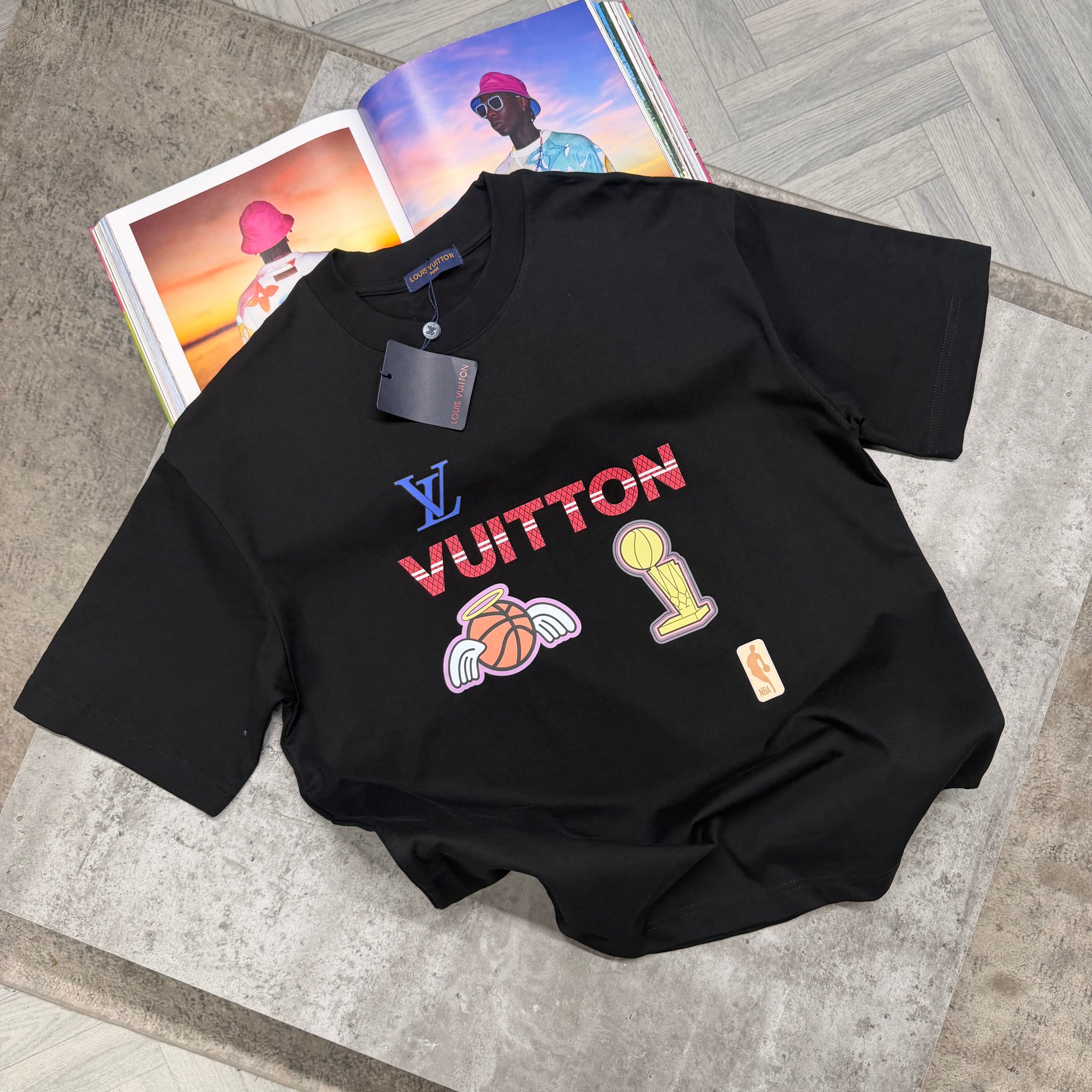 LVE NBA T SHIRT - BLACK