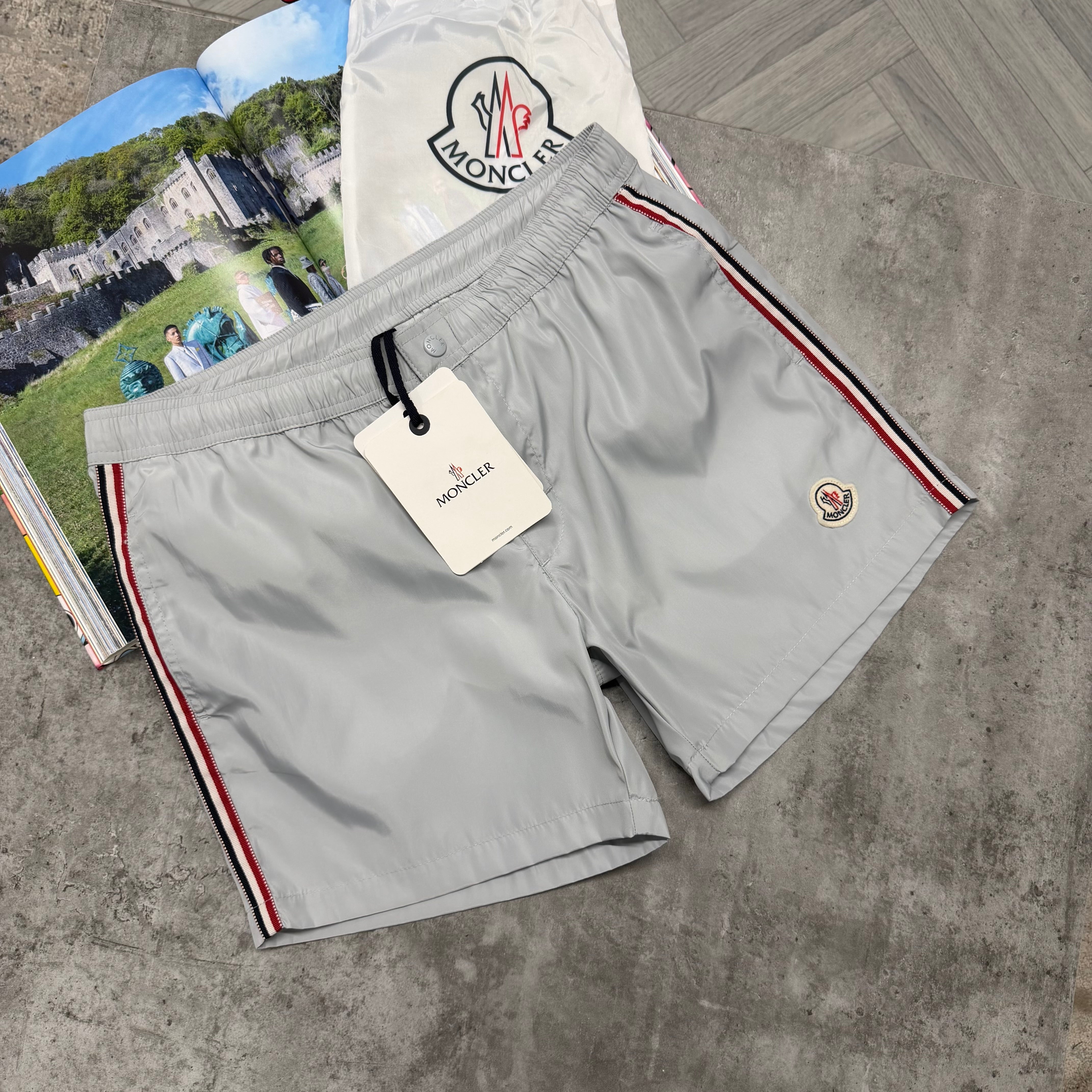 MNCLR STRIPED BAGGED SWIMS - LIGHT GREY