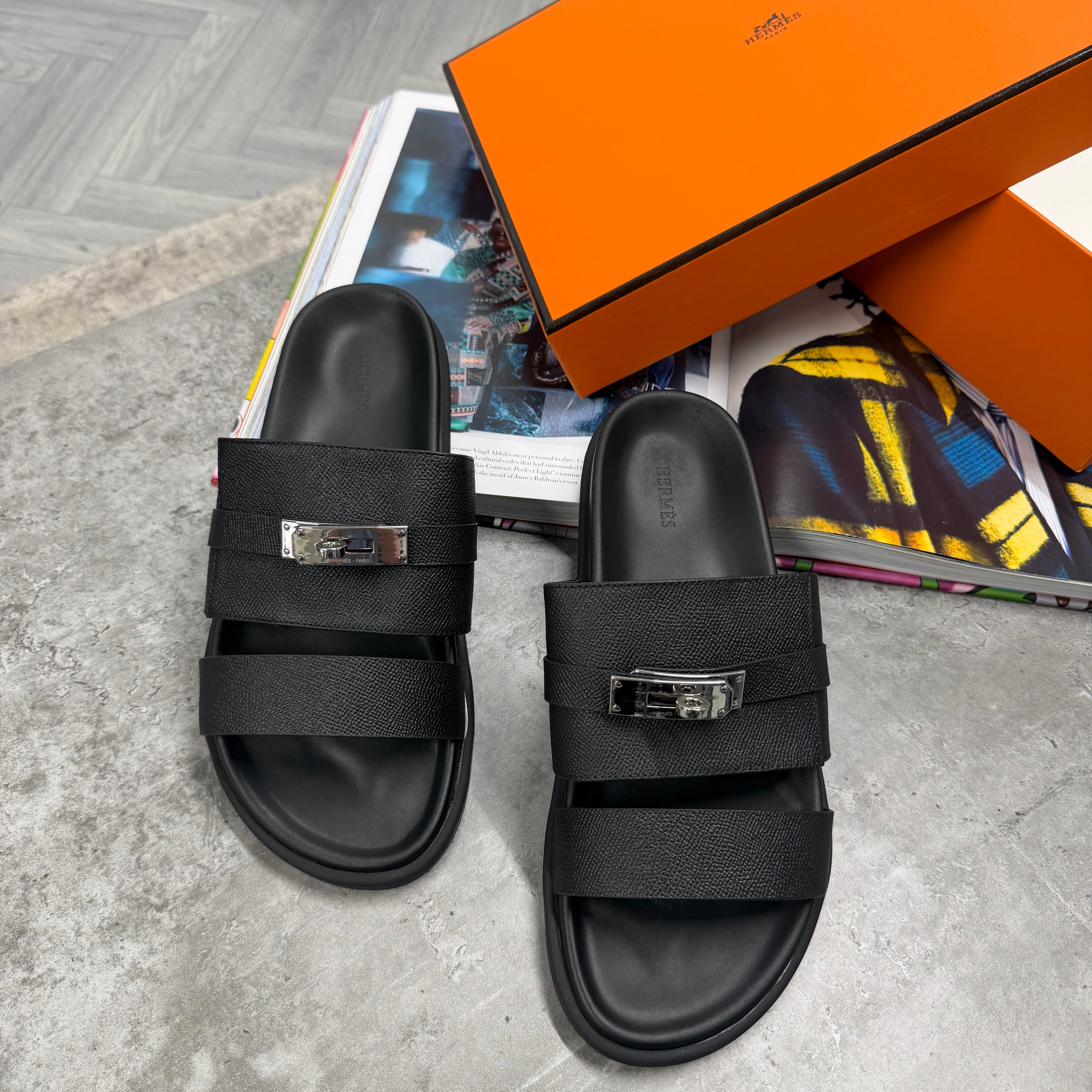 H STRAP SLIDES - BLACK
