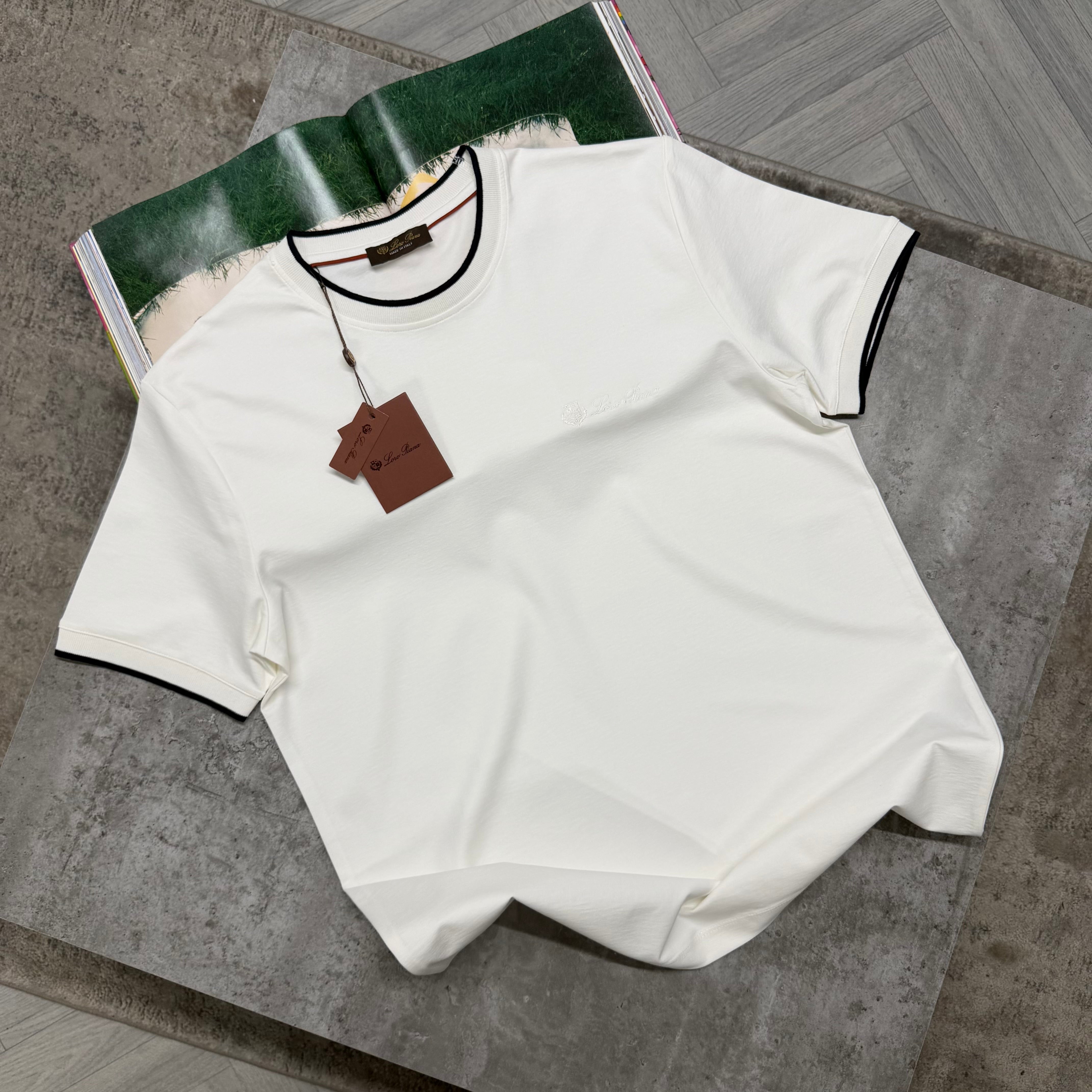 LORO T SHIRT - WHITE