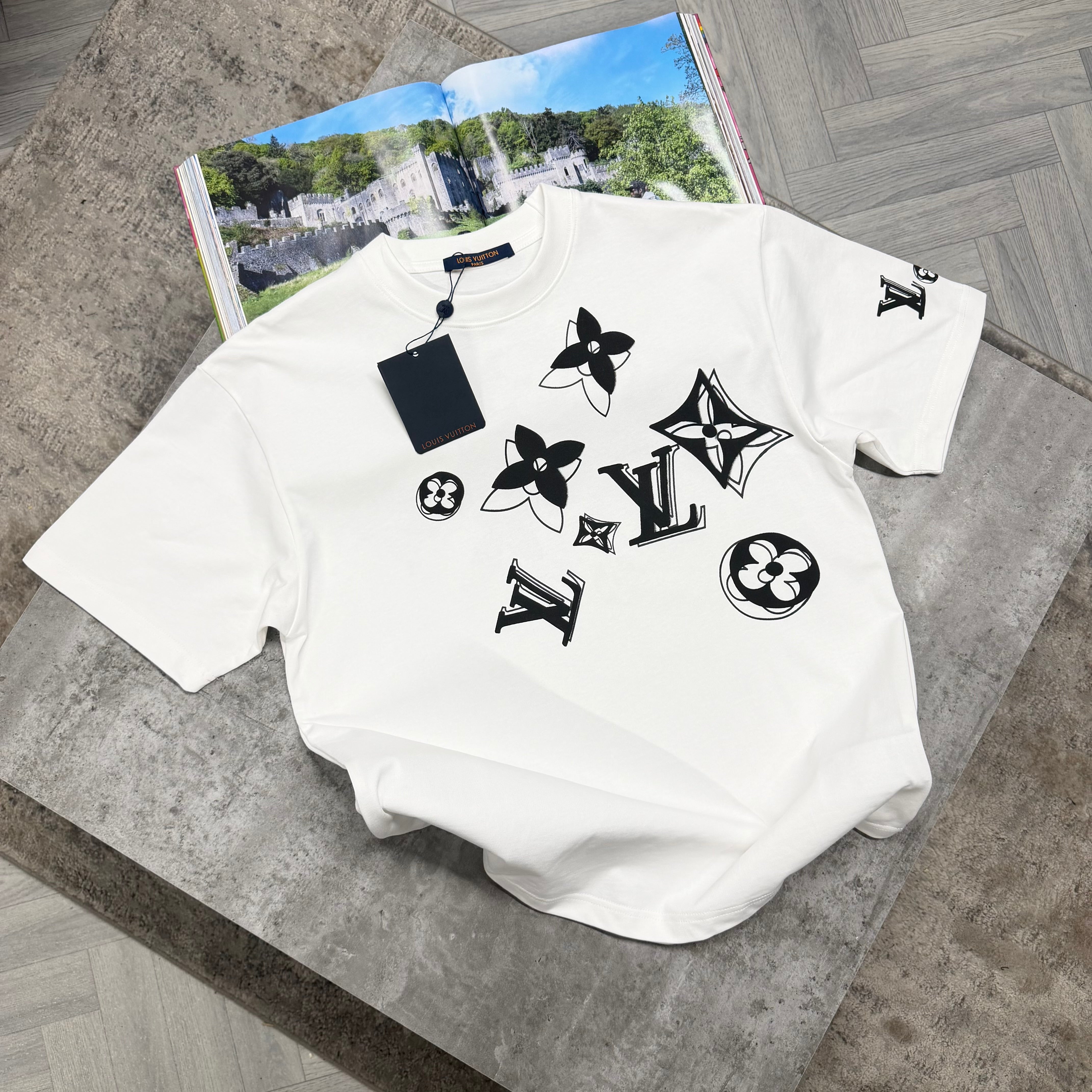LVE MONO T SHIRT - WHITE