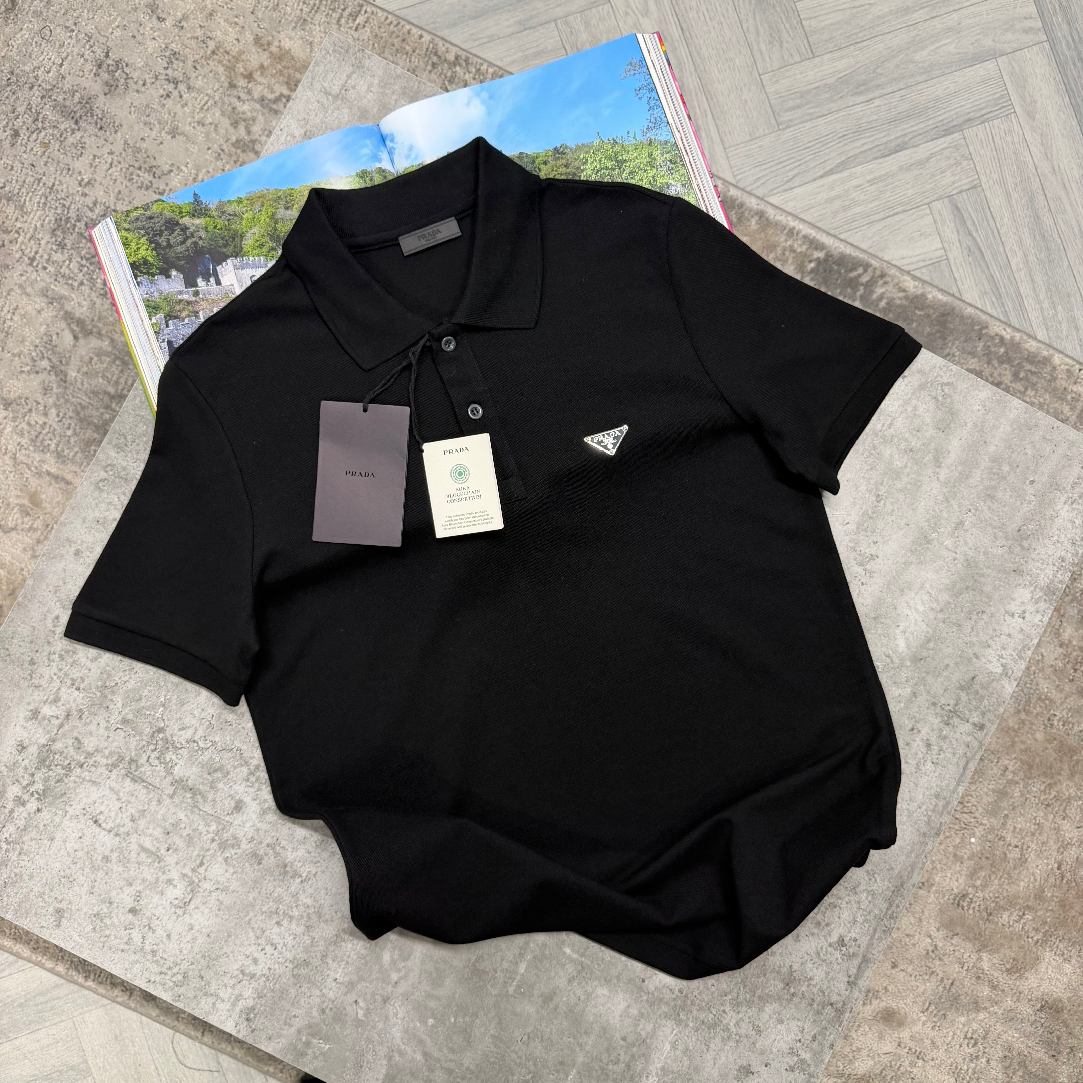 PDA METAL BADGE POLO - BLACK