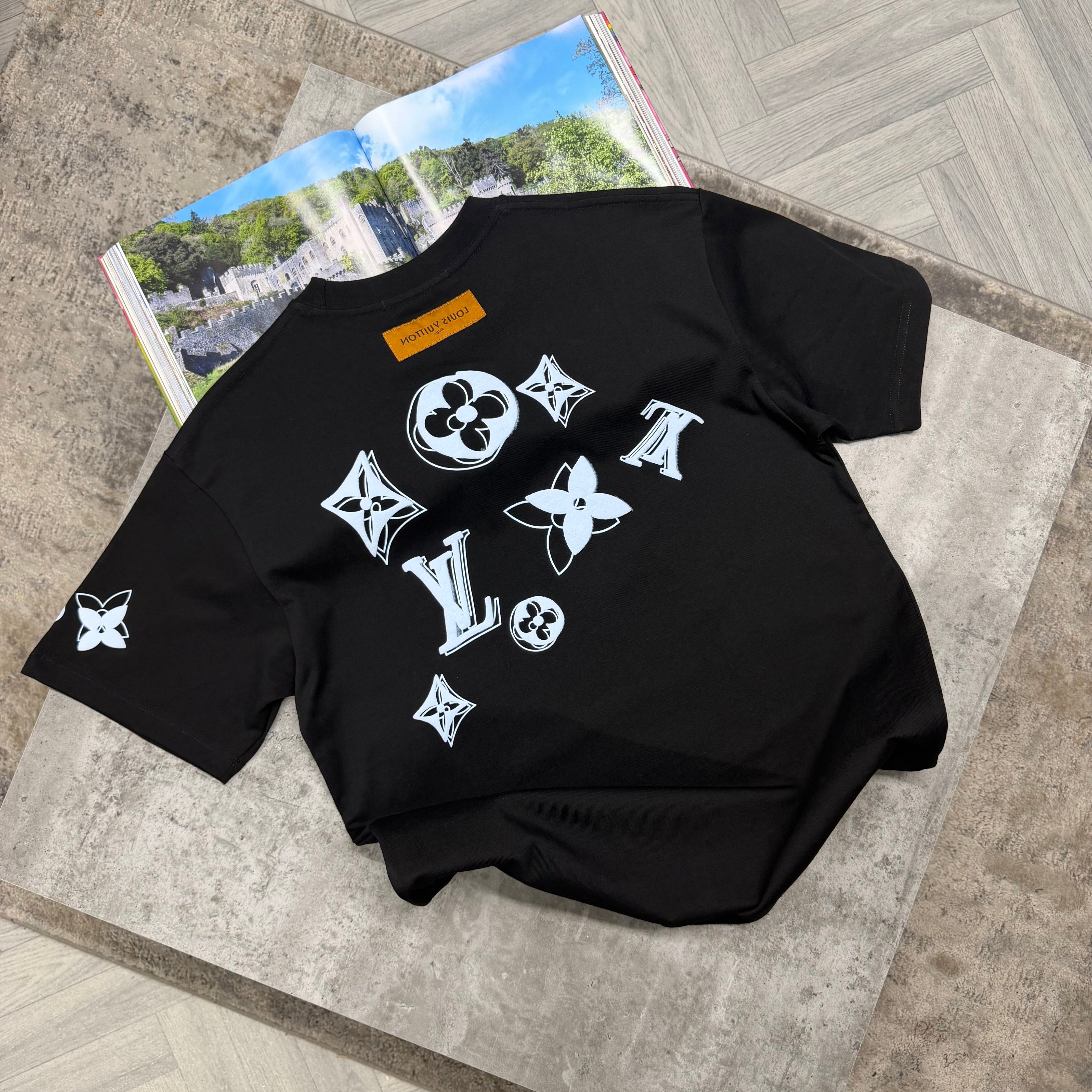 LVE T SHIRT - BLACK