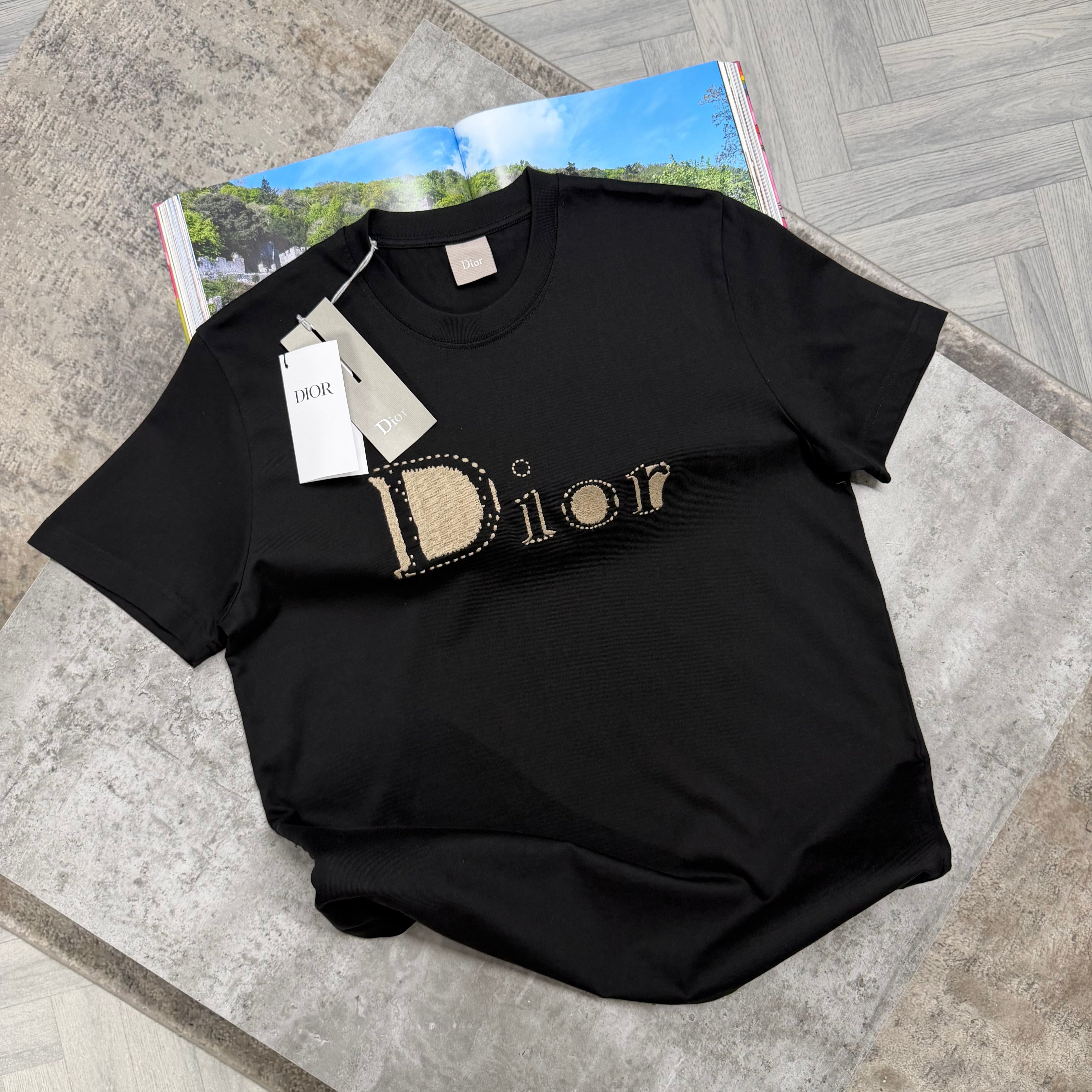 CD REVERSE T SHIRT - BLACK