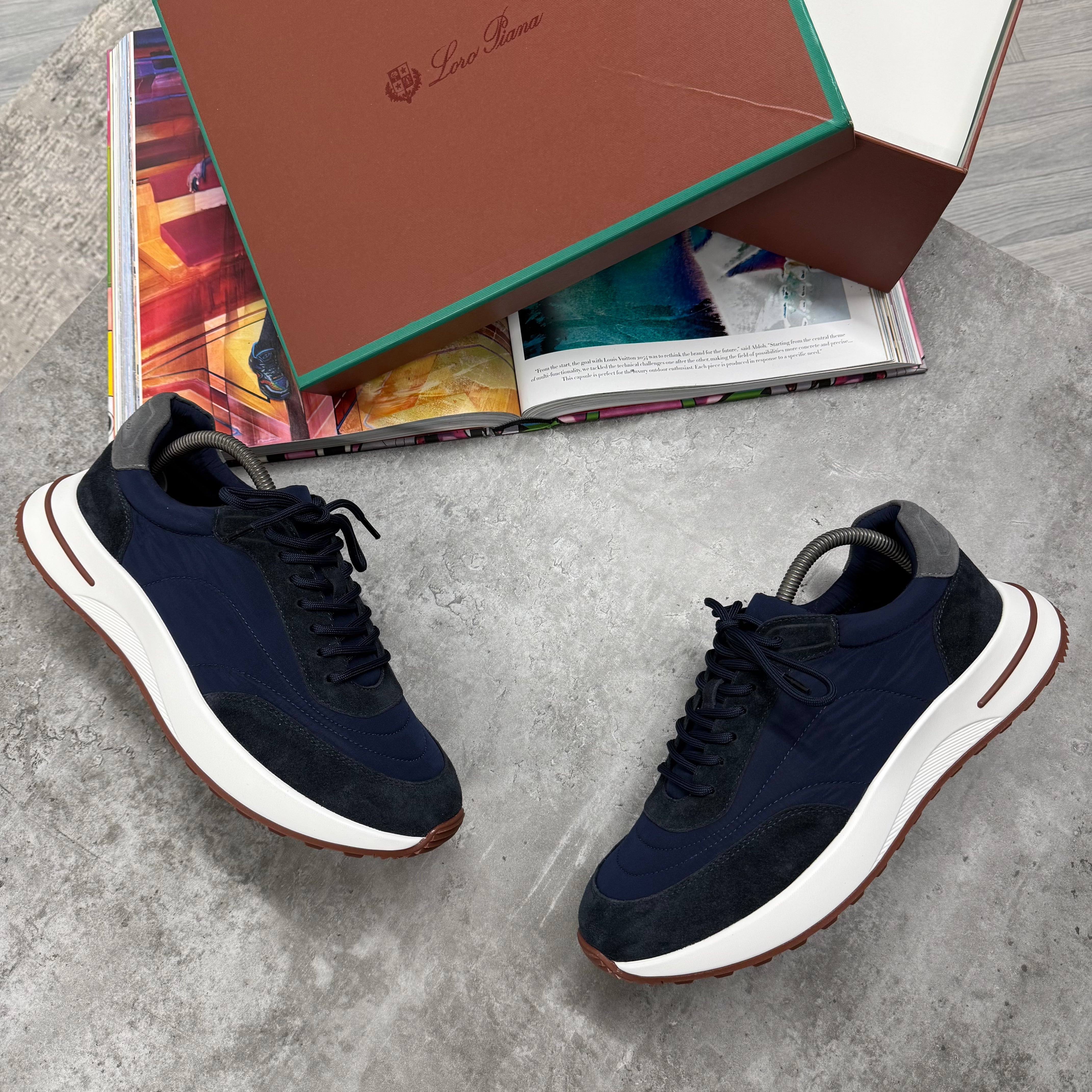 (PRE ORDER) LORO SUEDE RUNNER TRAINER - NAVY