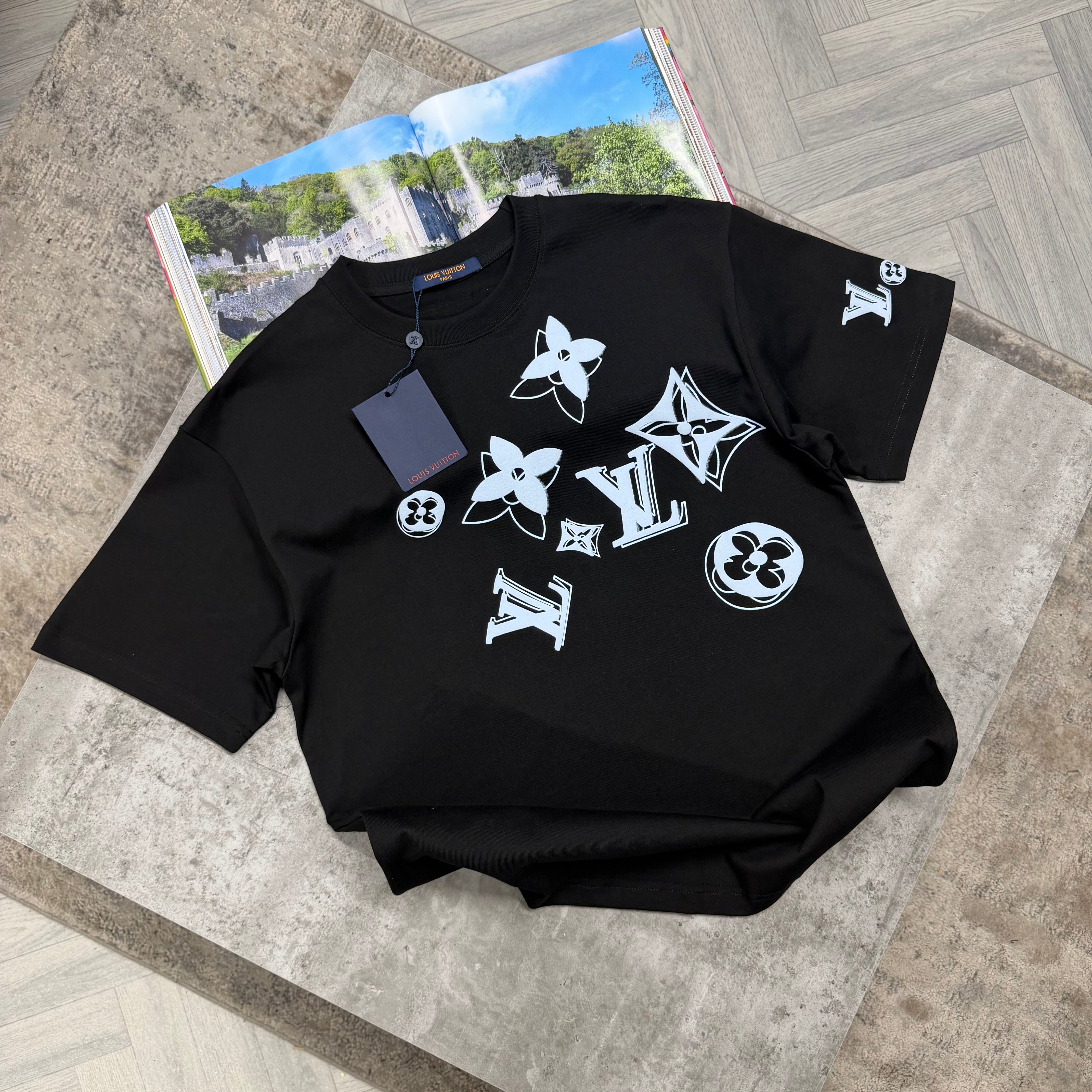 LVE T SHIRT - BLACK