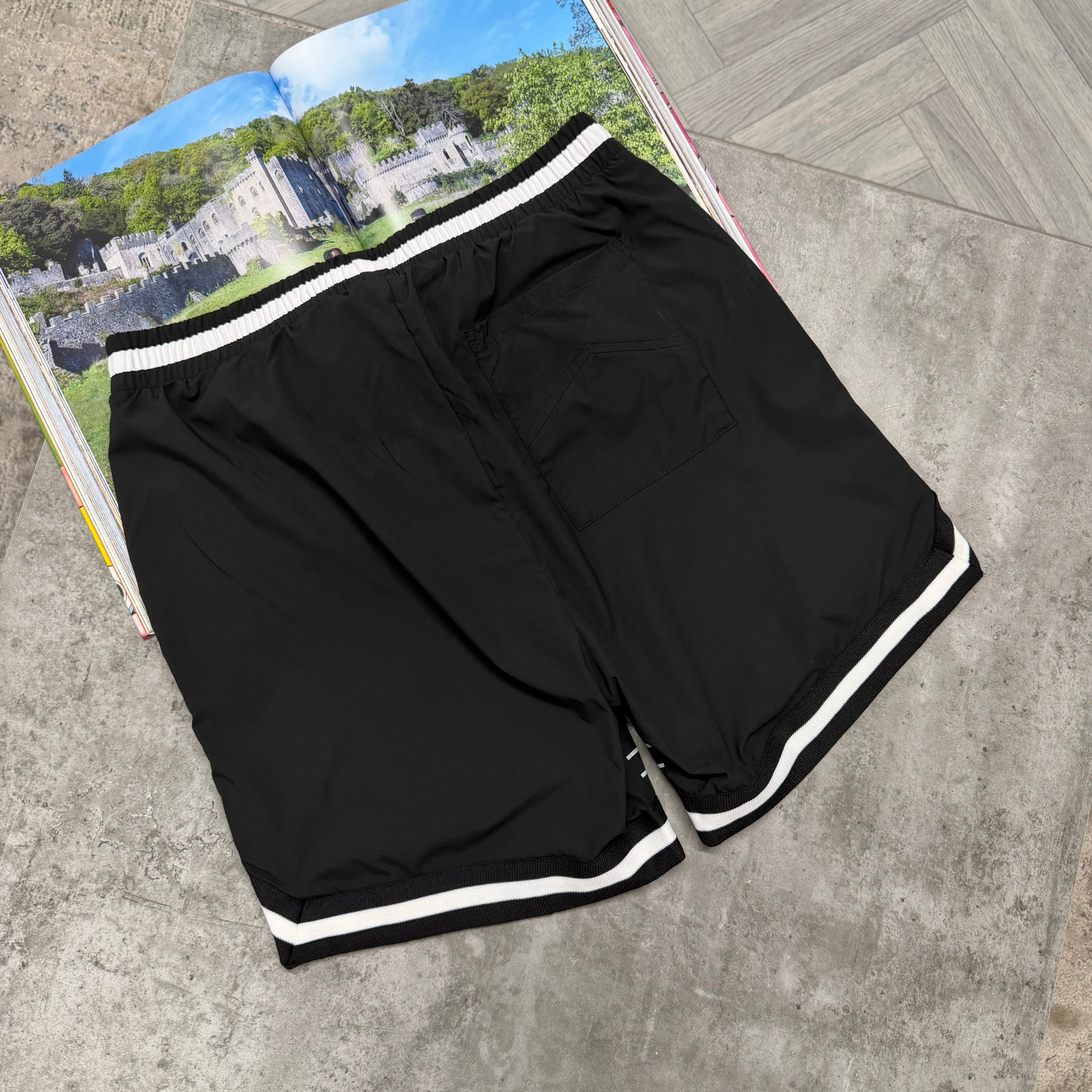 RHU SHORTS - BLACK / WHITE