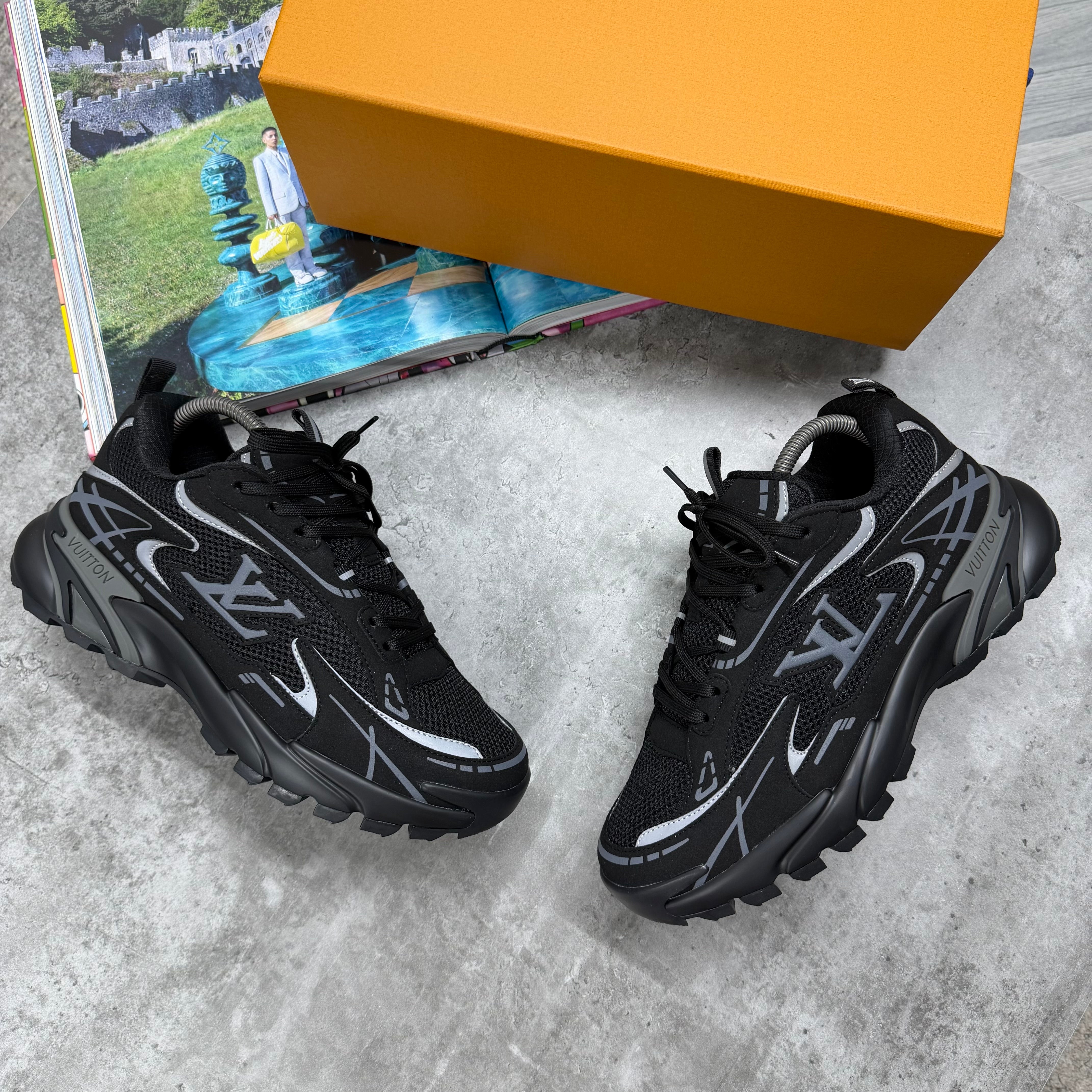 LVE TACTIC TRAINER - BLACK
