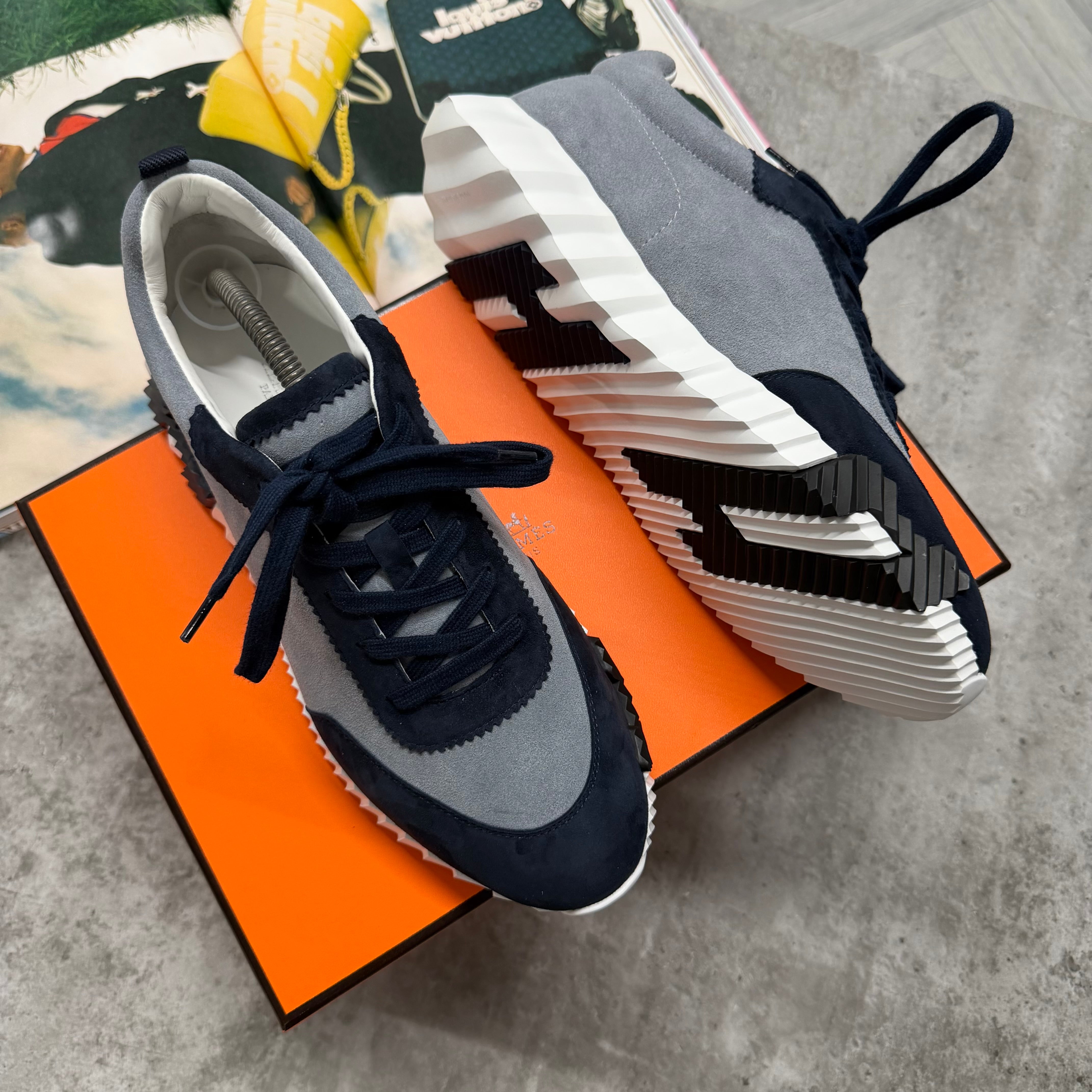 H TRAINER - GREY / NAVY SUEDE