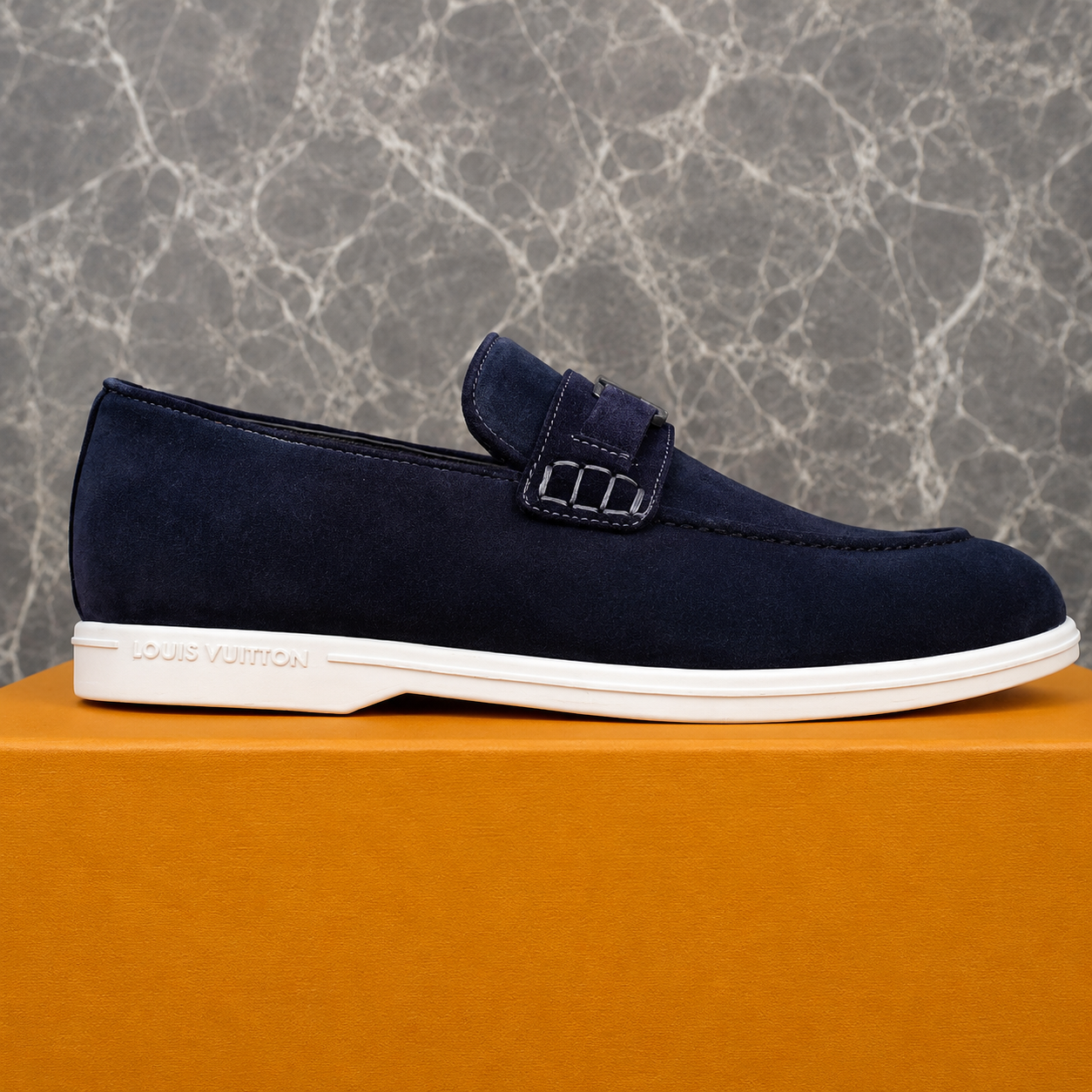 (PRE ORDER) LVE LOAFER - NAVY