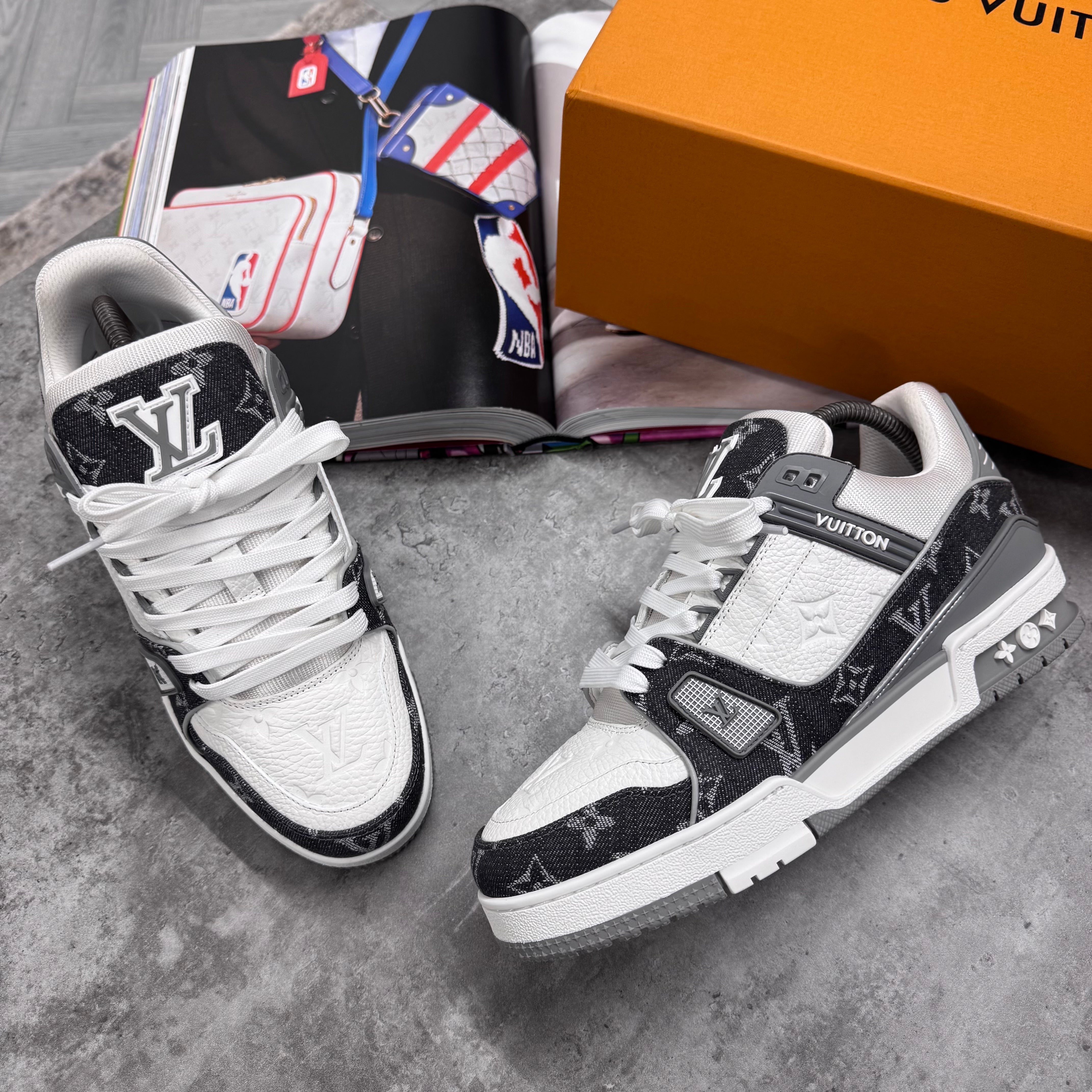 LVE TRAINER - WHITE / GREY