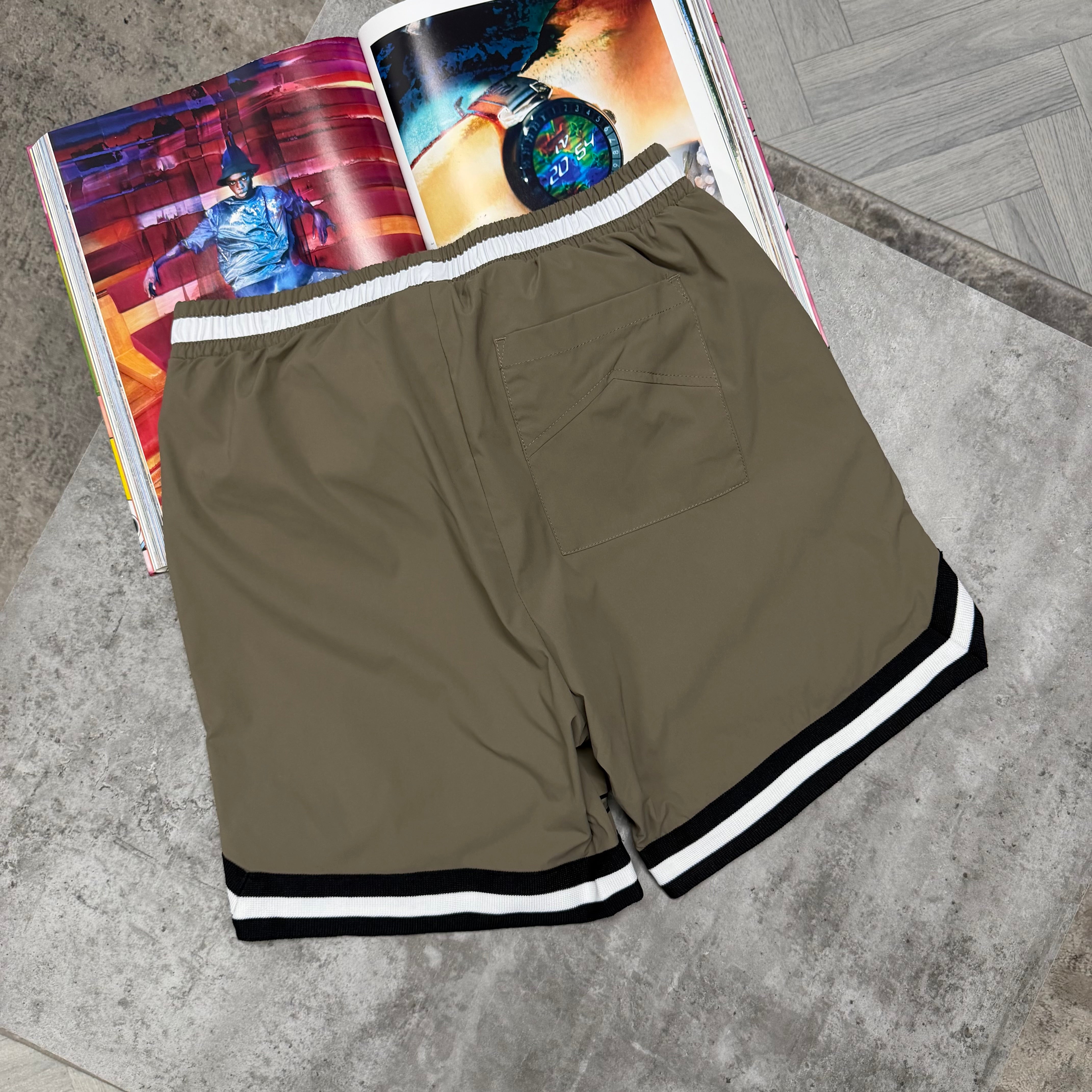 RHU SHORTS - STONE