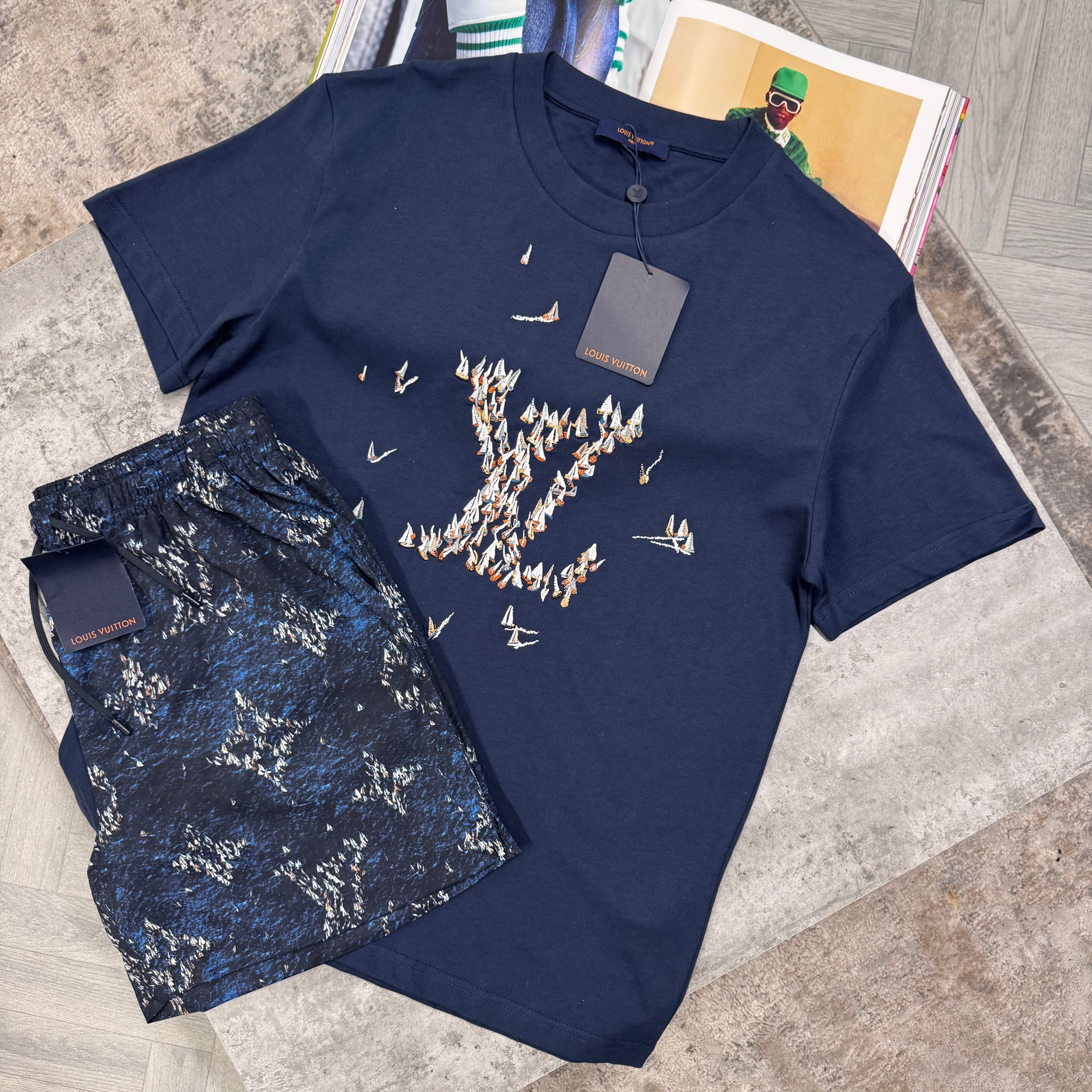 LVE BOAT MONOGRAM SWIMS - NAVY