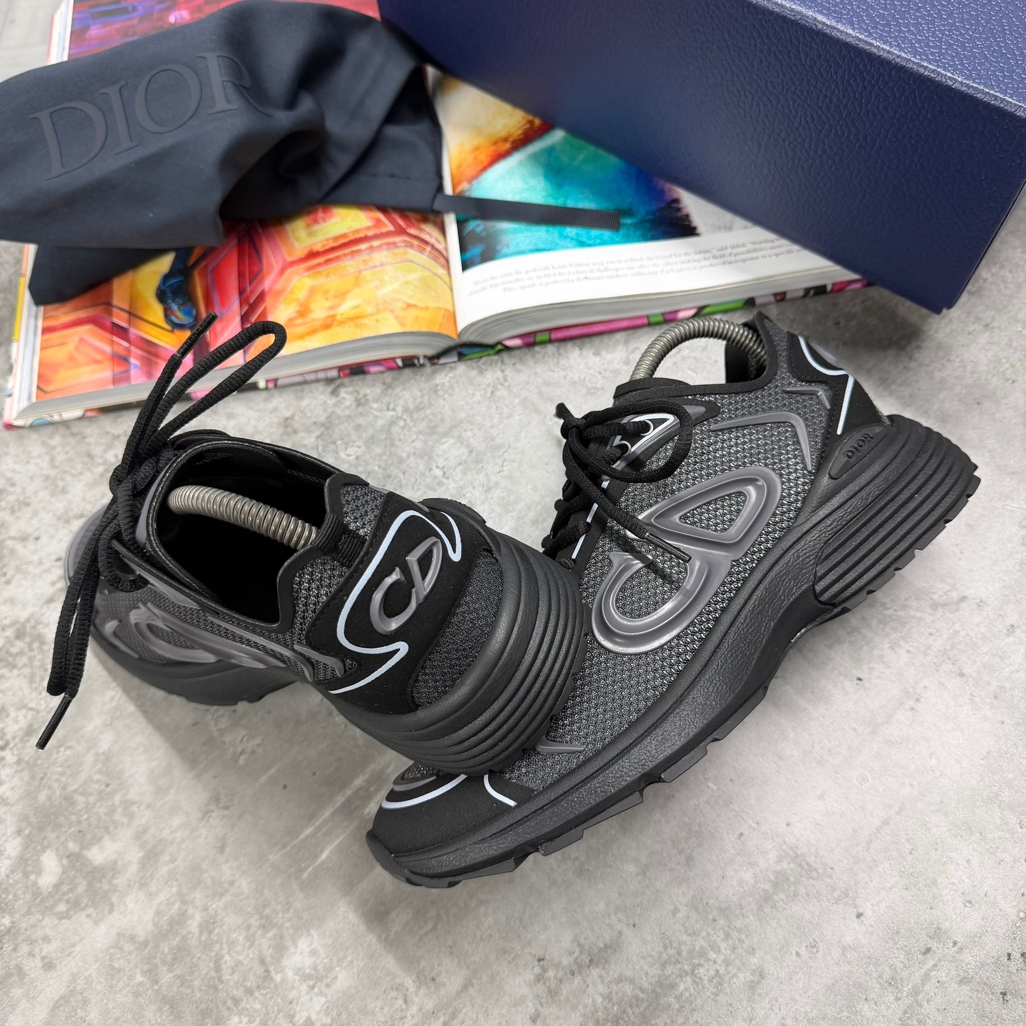 (PRE ORDER) B30 TRAINERS - BLACK FROST