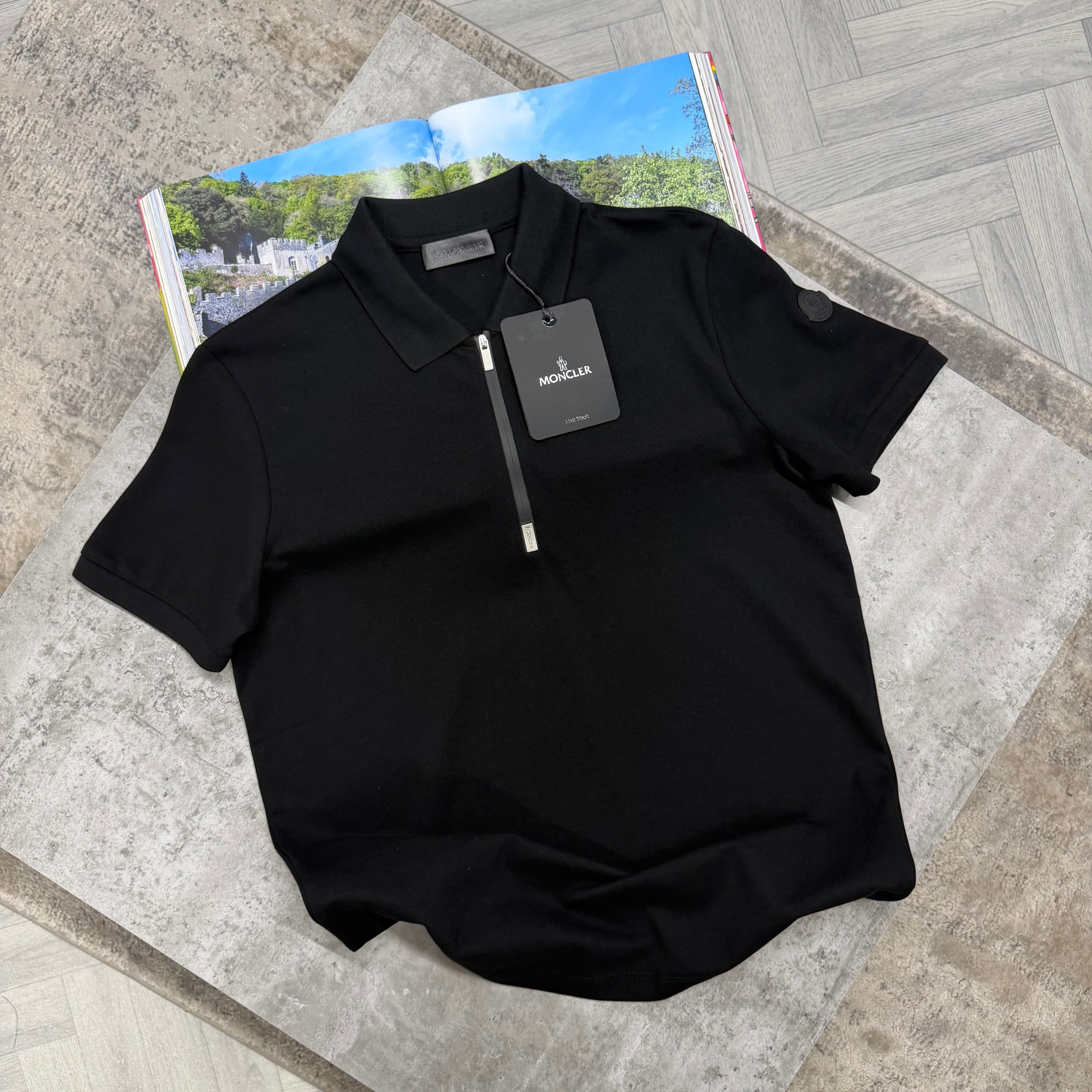 MNCLR HALF ZIP POLO - BLACK