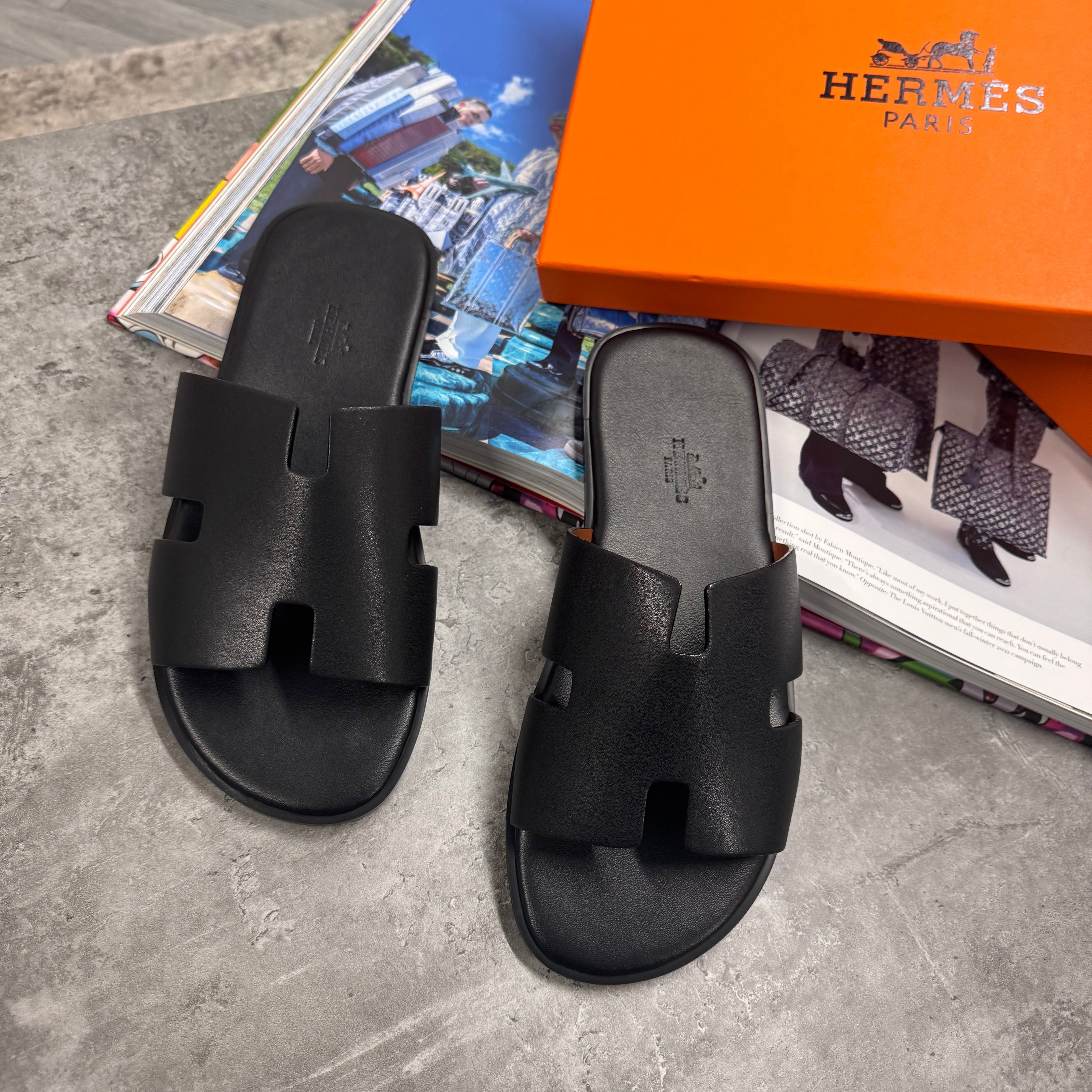 (PRE ORDER) H SLIDES - BLACK