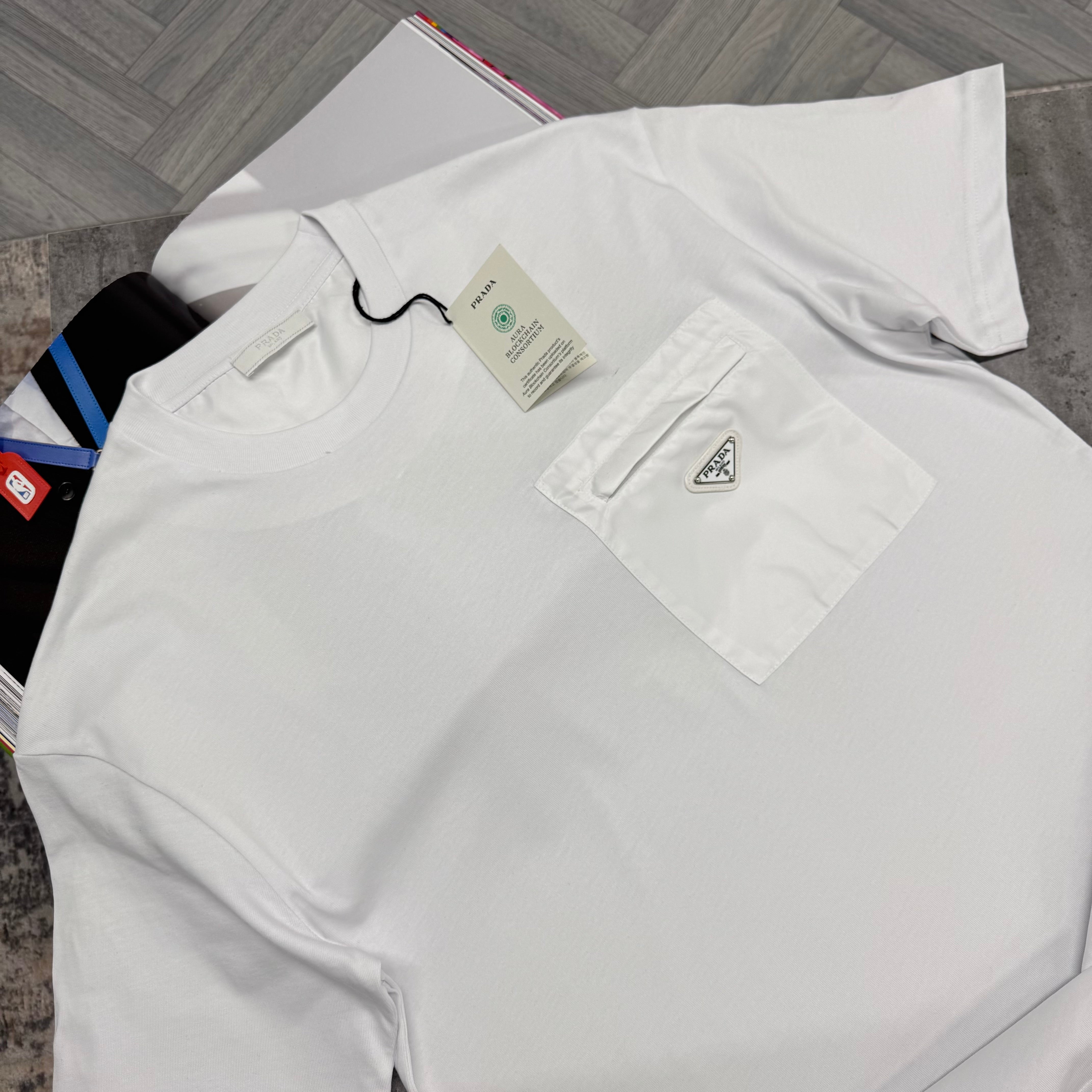 PDA POCKET T SHIRT - WHITE