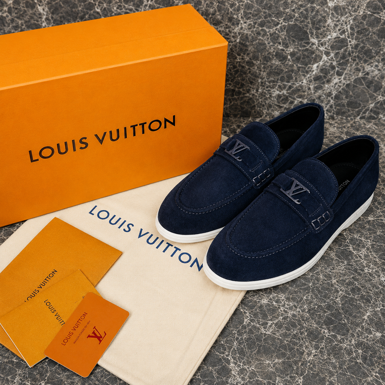 (PRE ORDER) LVE LOAFER - NAVY