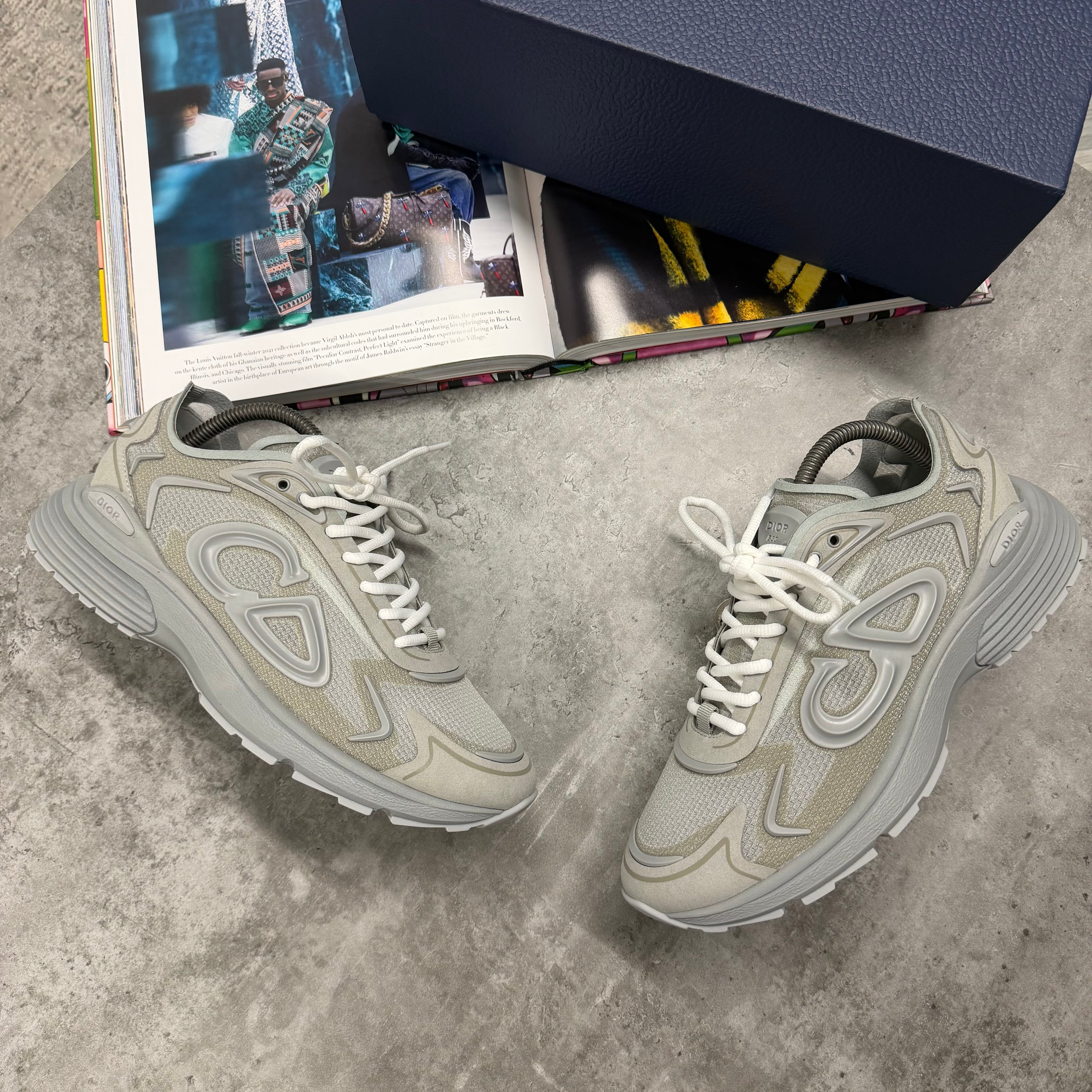 B30 TRAINER - GREY FROST