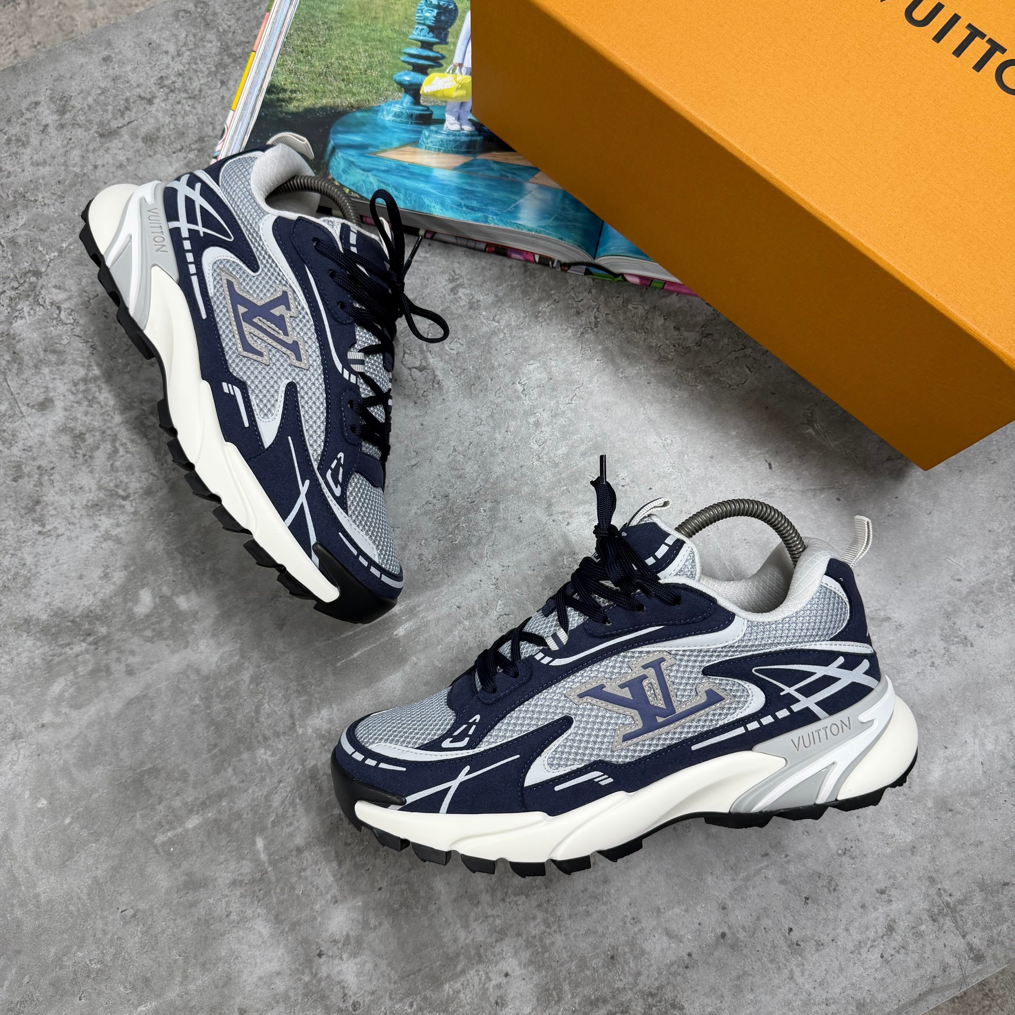 (PRE ORDER) LVE TACTIC TRAINERS - NAVY