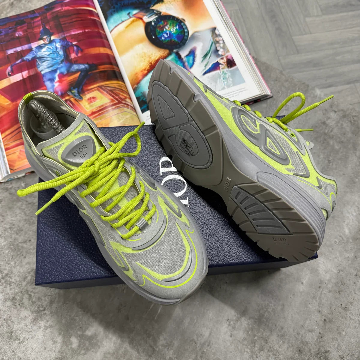 (PRE ORDER) B30 TRAINER - LIME FROST