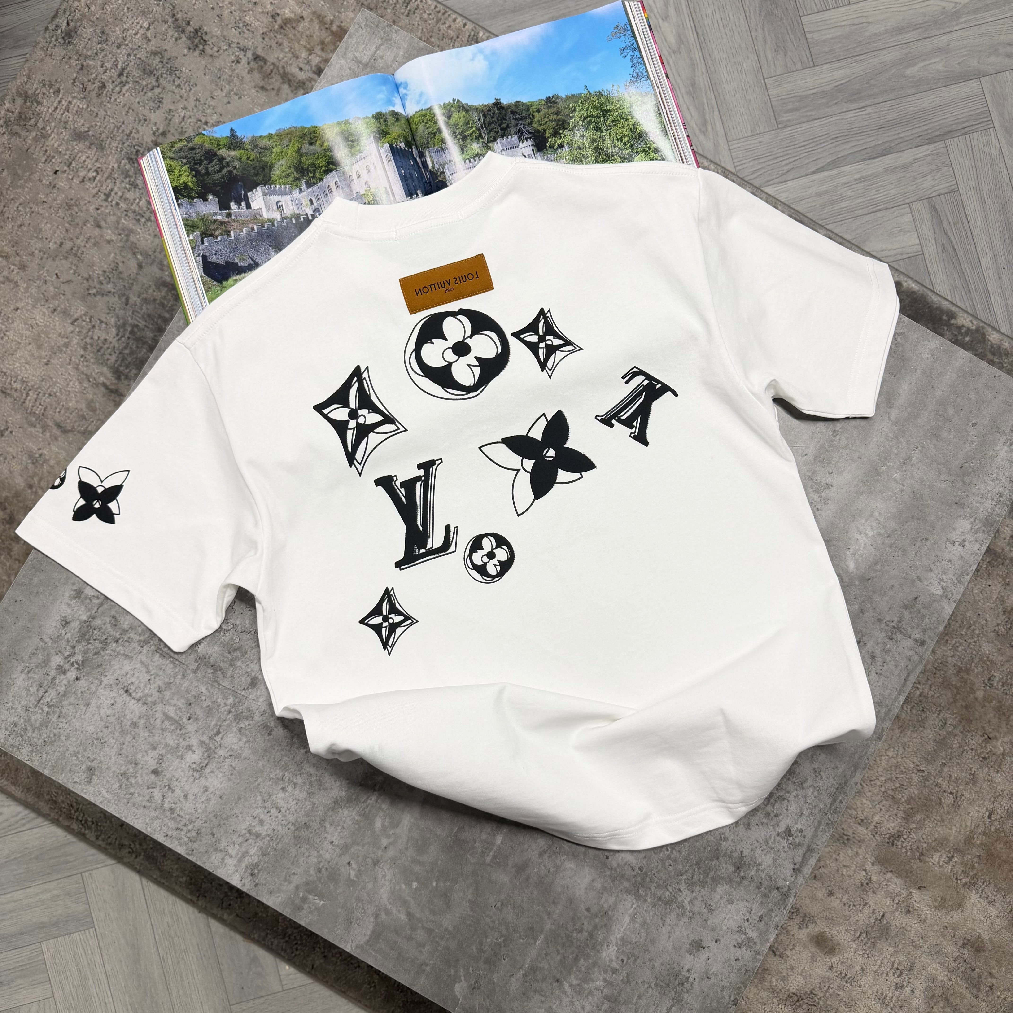 LVE MONO T SHIRT - WHITE