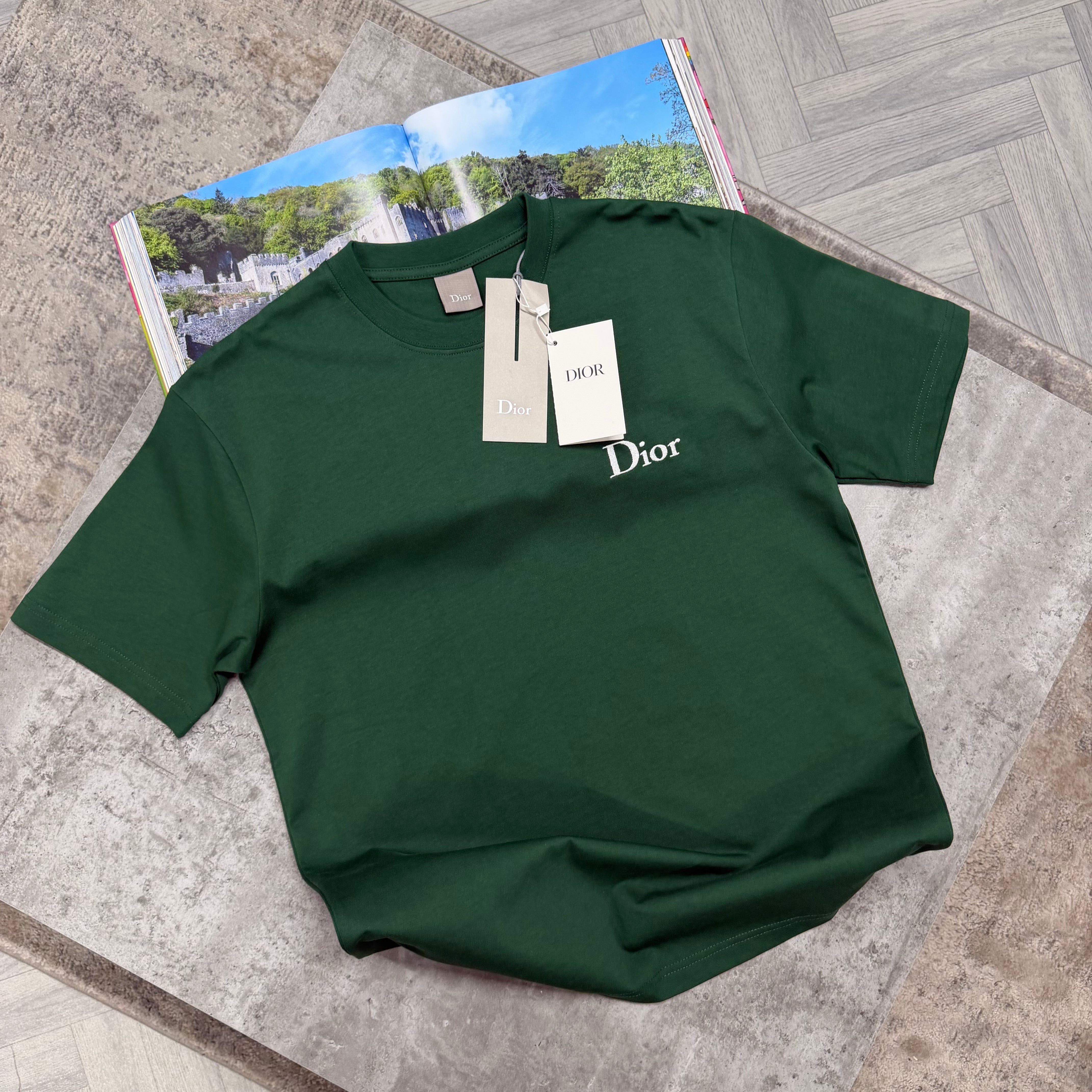 CD EMBROIDERED LOGO T SHIRT - GREEN