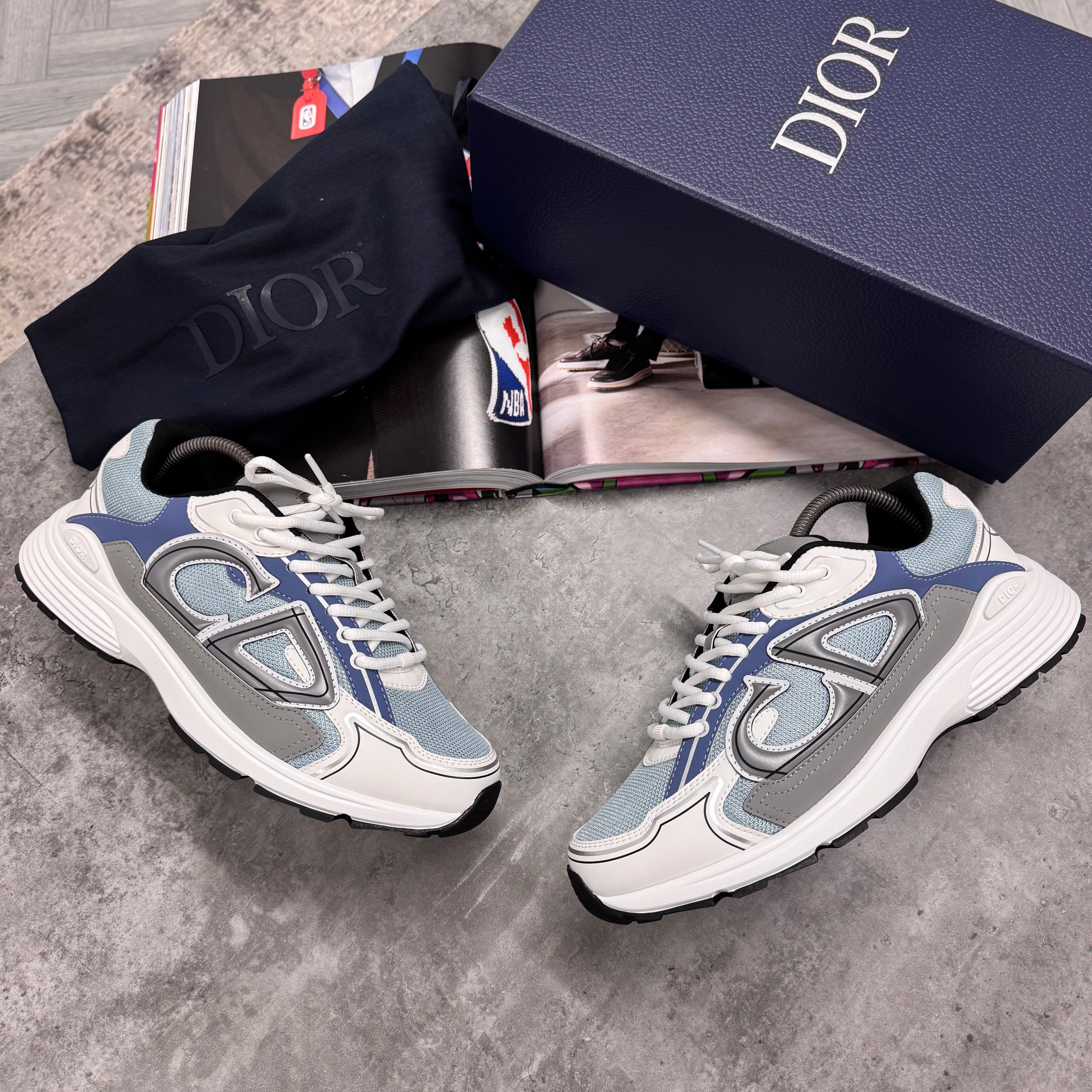 B30 TRAINER - WHITE / BABY BLUE