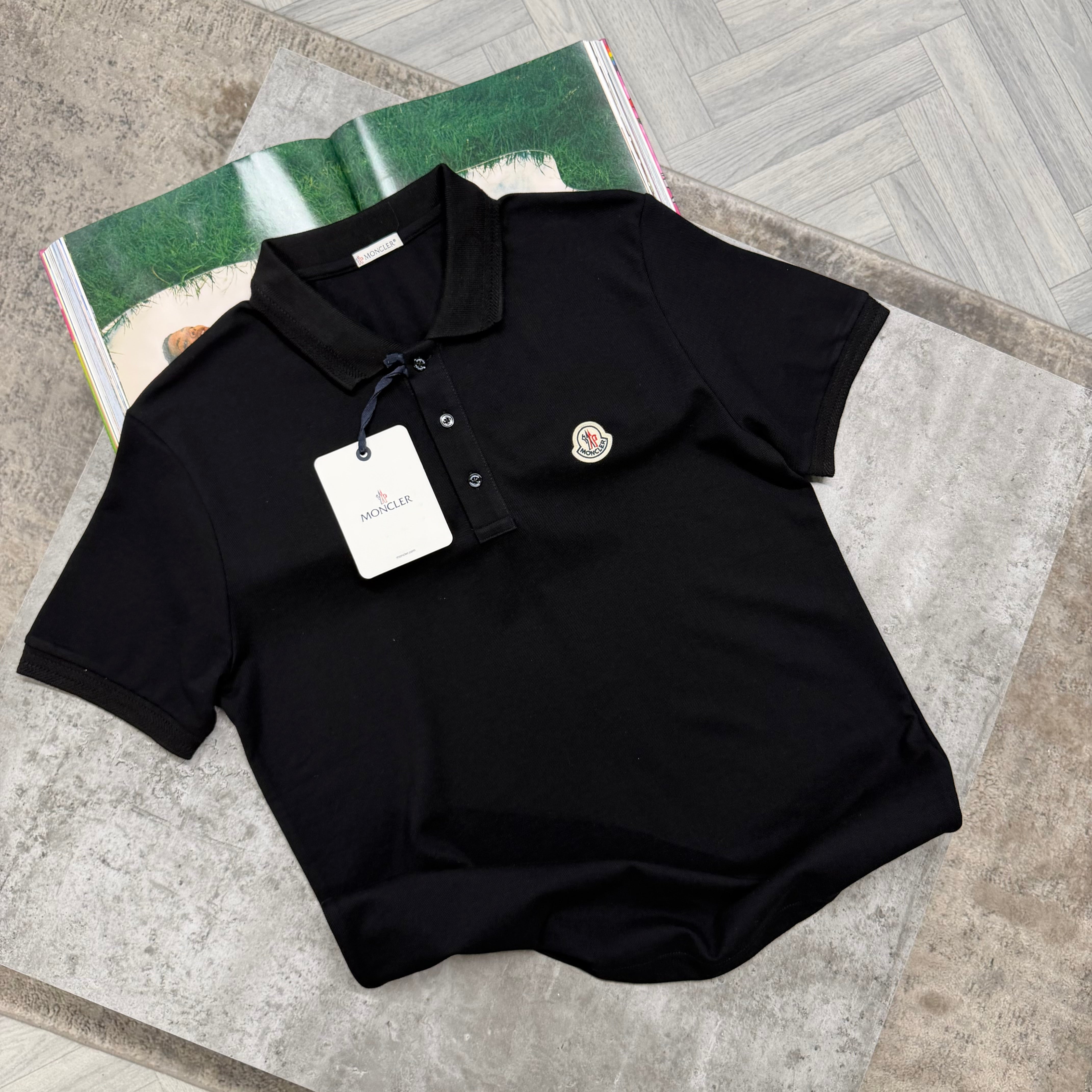 MNCLR PLEATED COLLAR T SHIRT - BLACK
