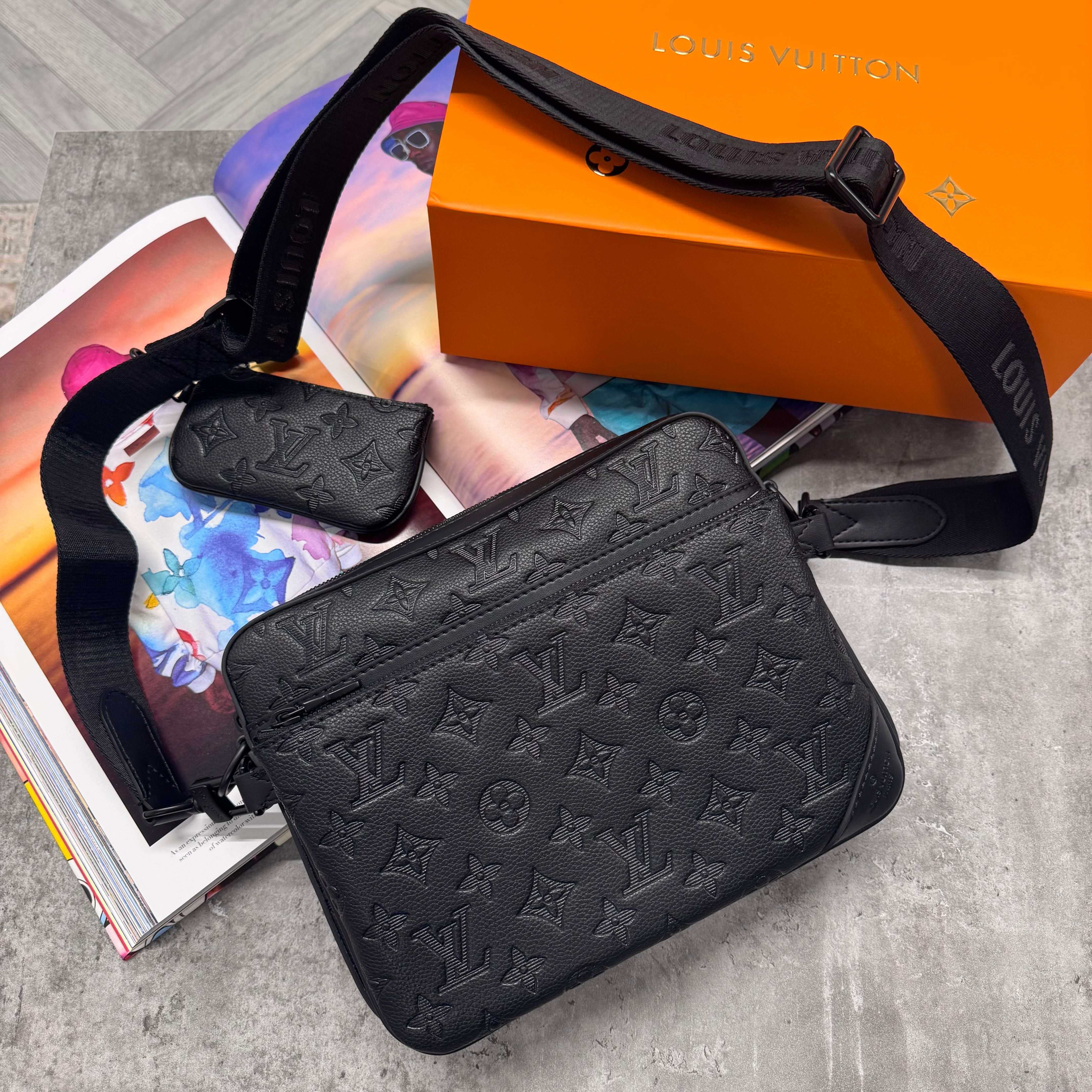 (PRE ORDER) LVE TRIO BAG - BLACK