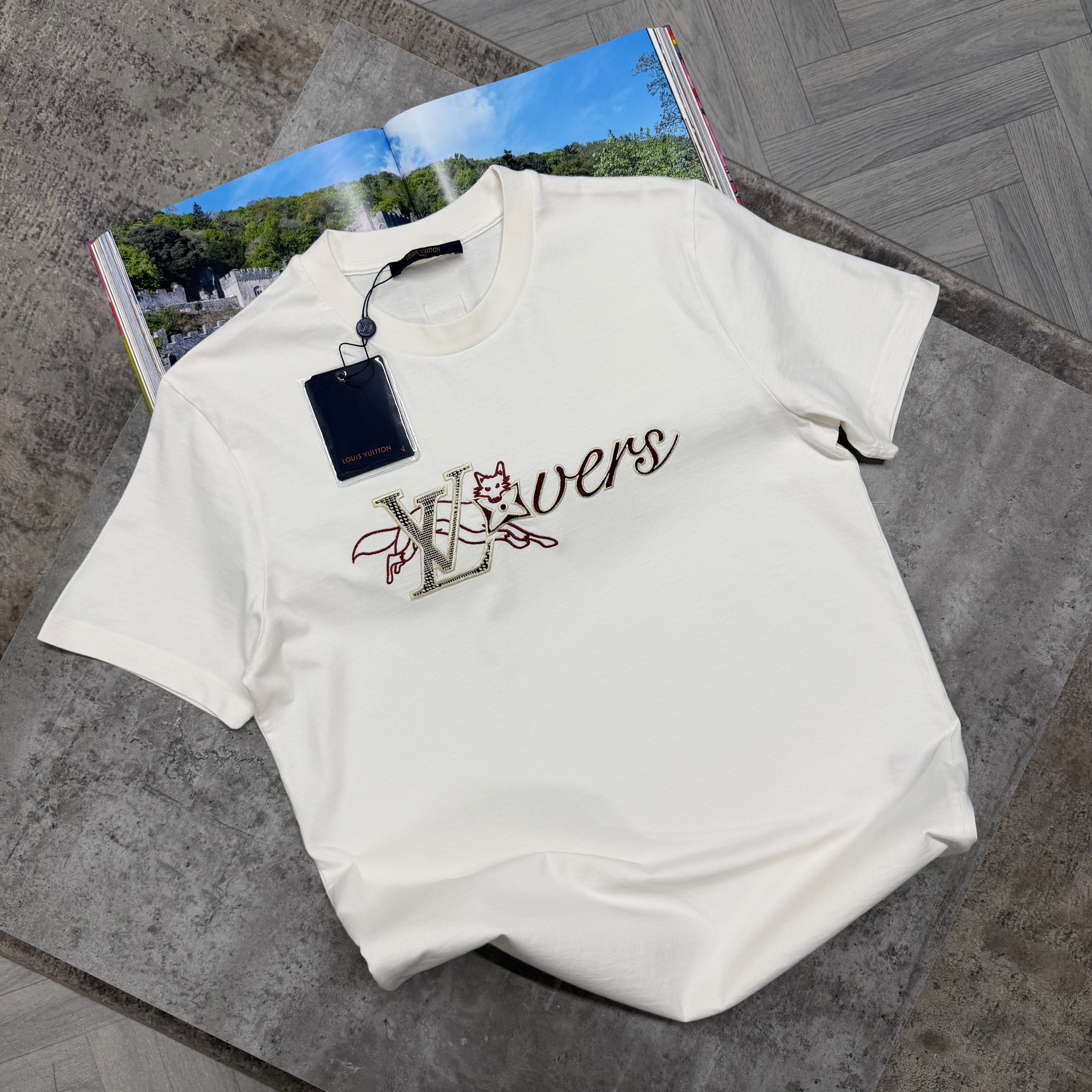 LVE LOVERS T SHIRT - OFF WHITE