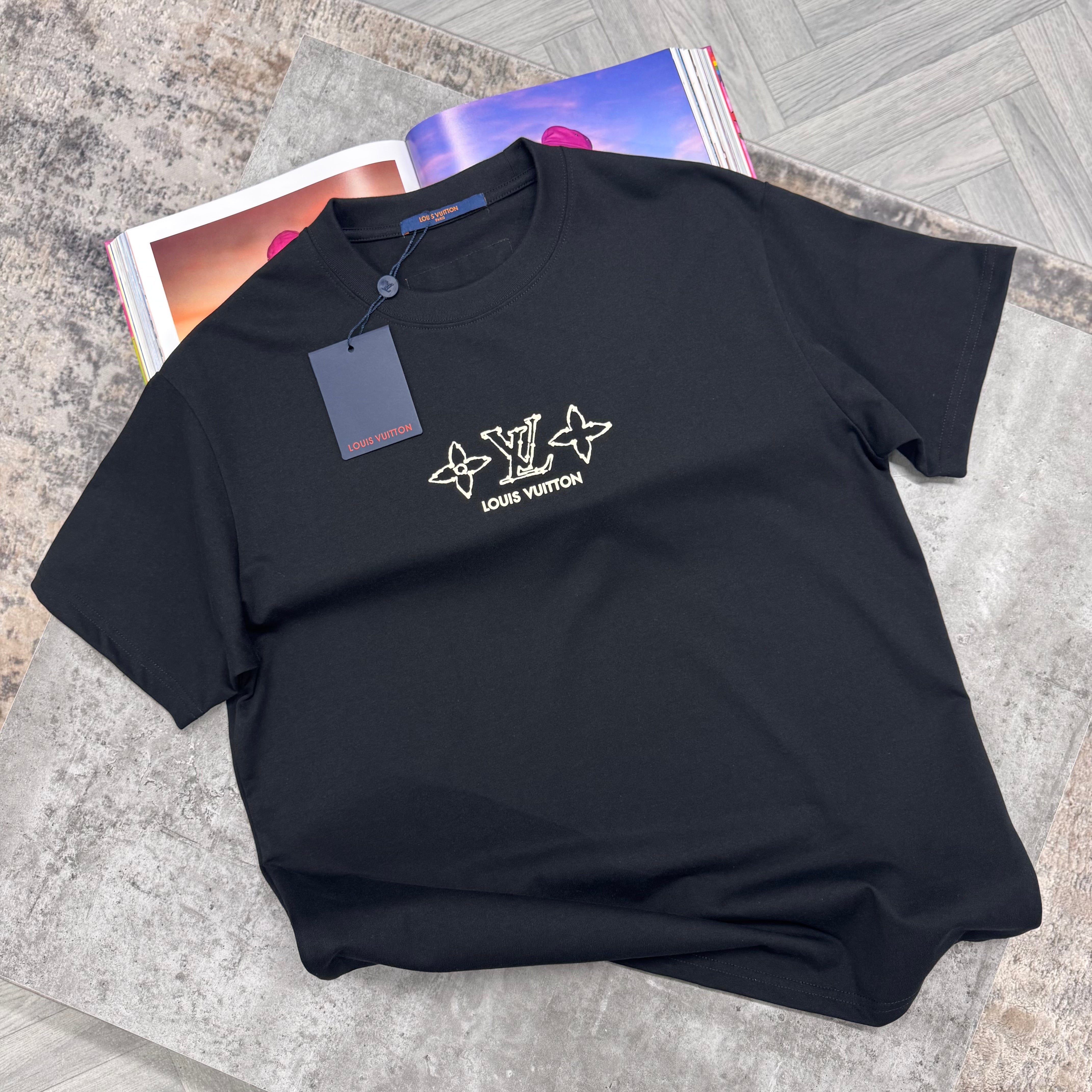 LVE T SHIRT - BLACK